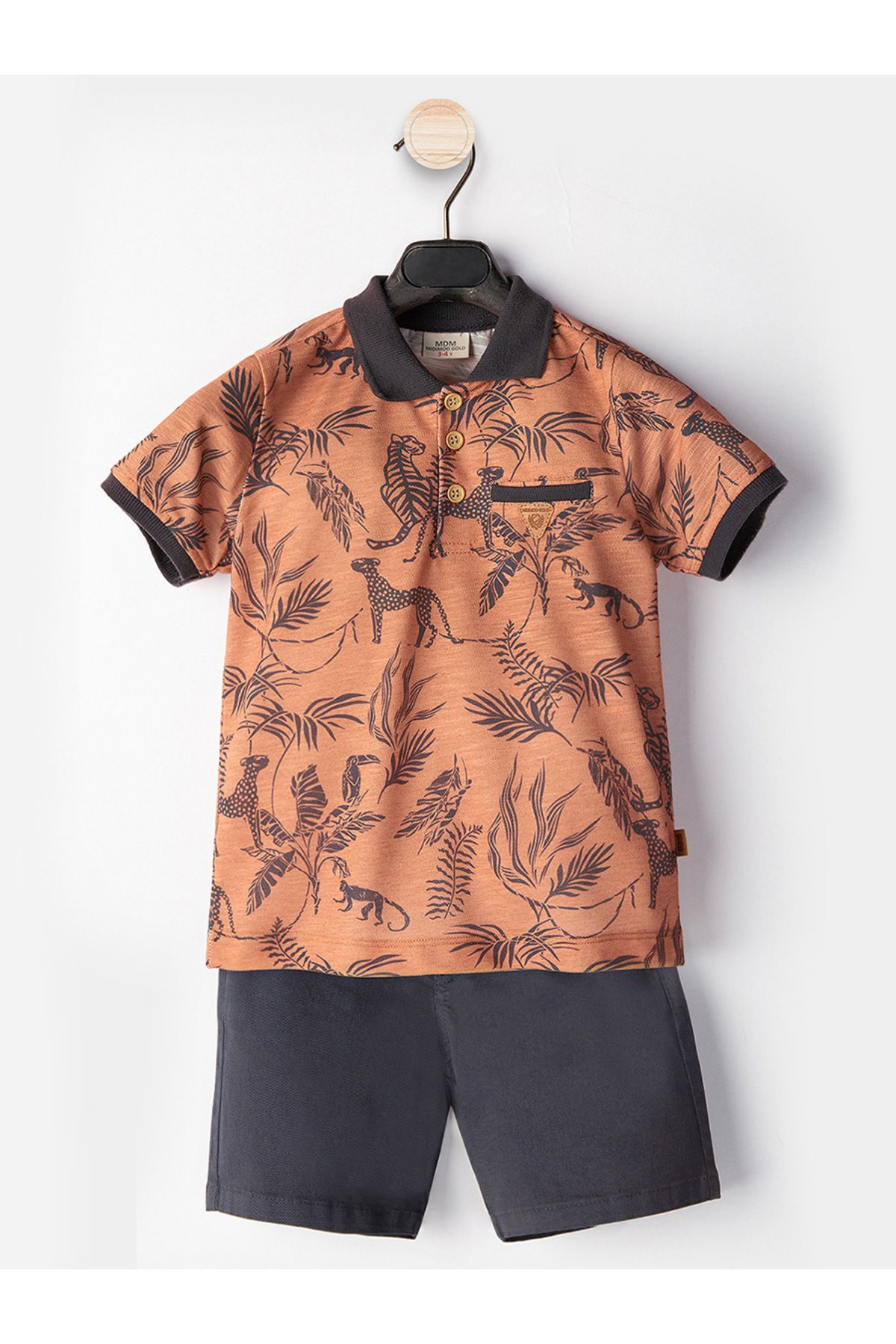 Midimod-3-teiliges Set für Jungen, Polokragen, T-Shirt, Shorts, Gürtel 3