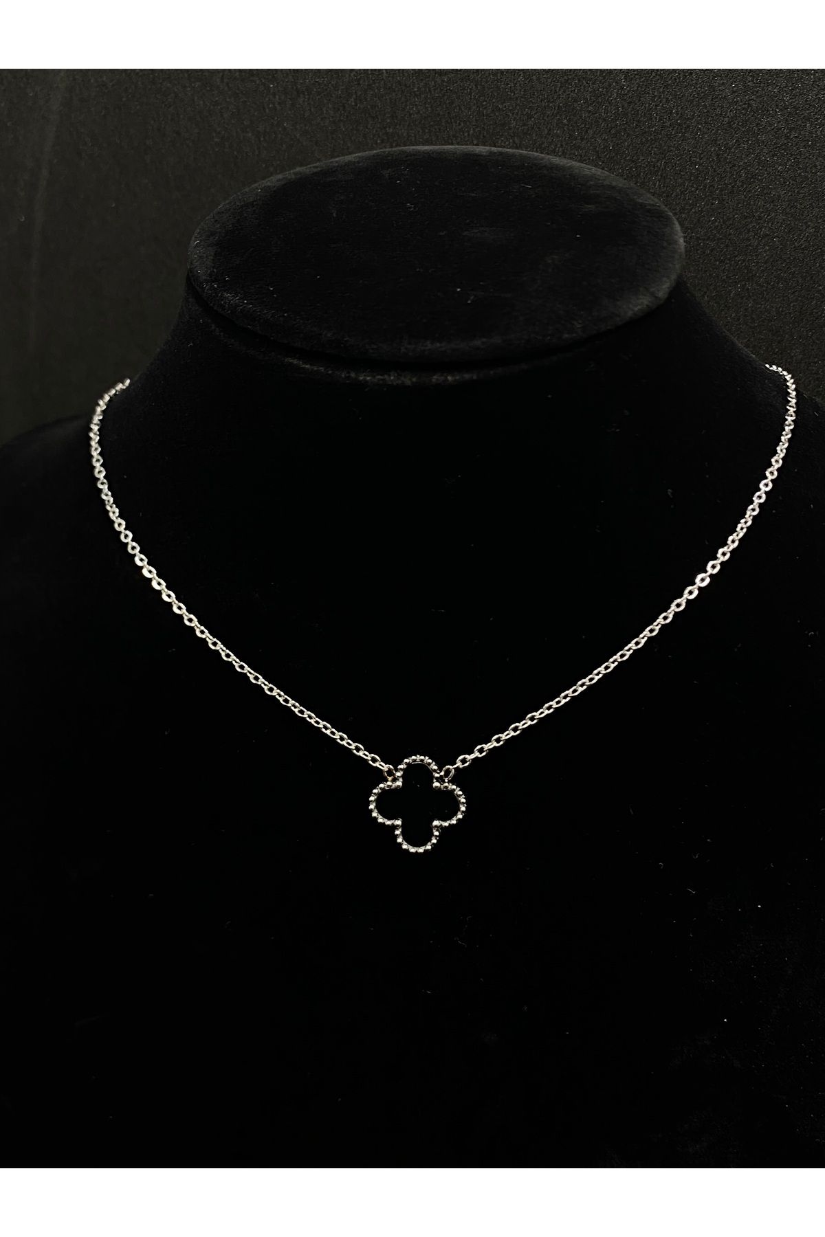 Jiji Jewelery Van Cleef Siyah Yonca Model Çift Taraflı Mineli Gümüş Renk Paslanmaz Çelik Kolye