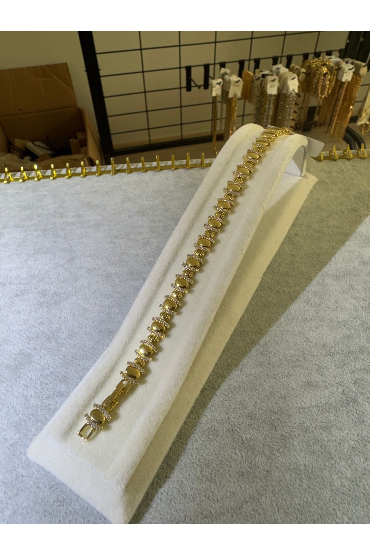 XUPING JEWELRY 18K ALTIN KAPLAMA ÇELİK PASLANMAZ KARARMAZ KADIN BİLEKLİK