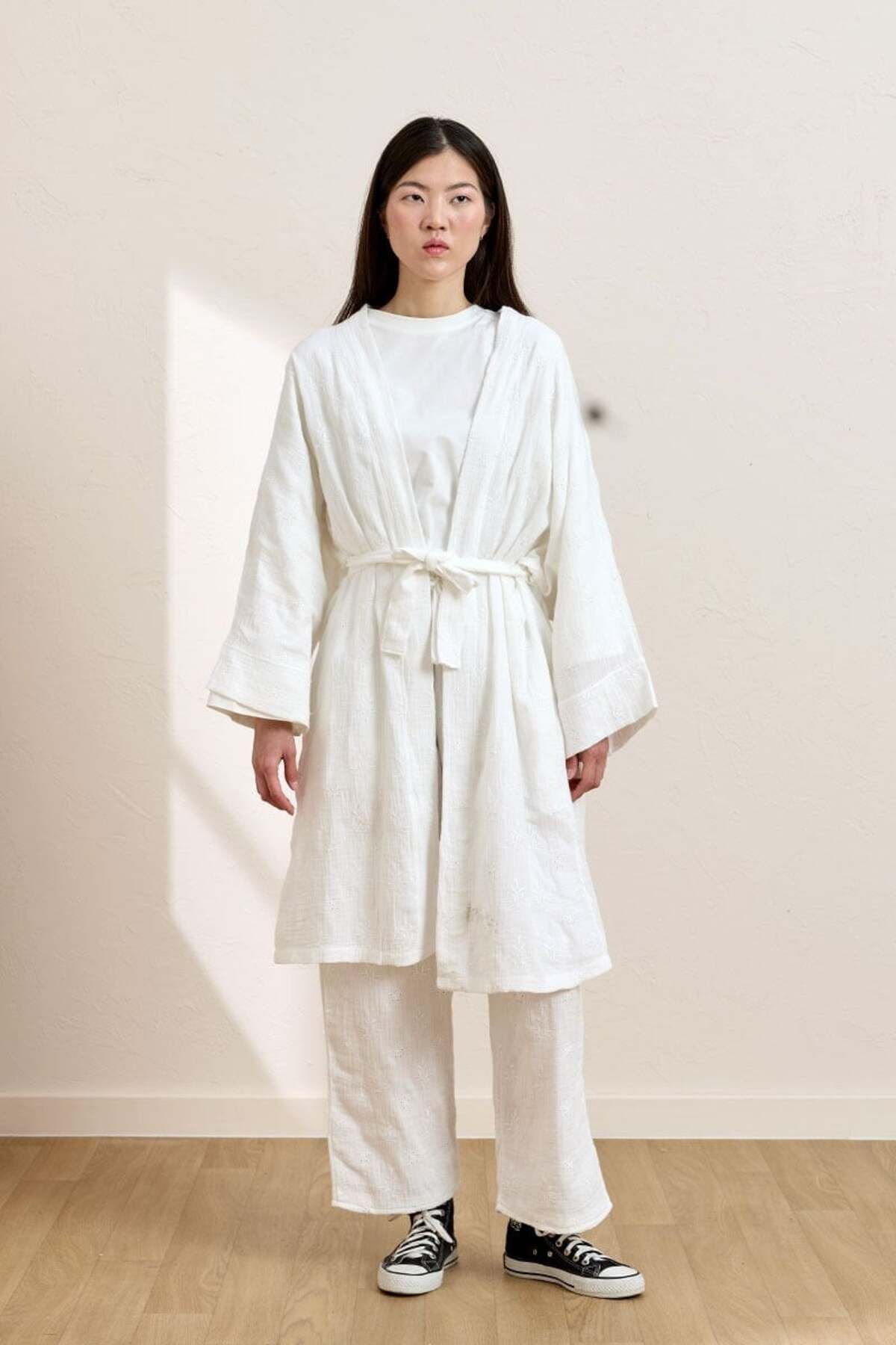 Ceylan Otantik Beyaz Fistolu Müslin Uzun Kimono