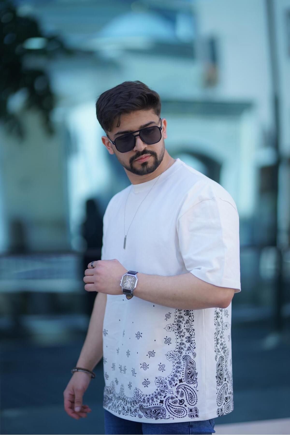 Butik Unisex Ön Arka Baskılı Beyaz Bisiklet Yaka Oversize Salaş Tişört