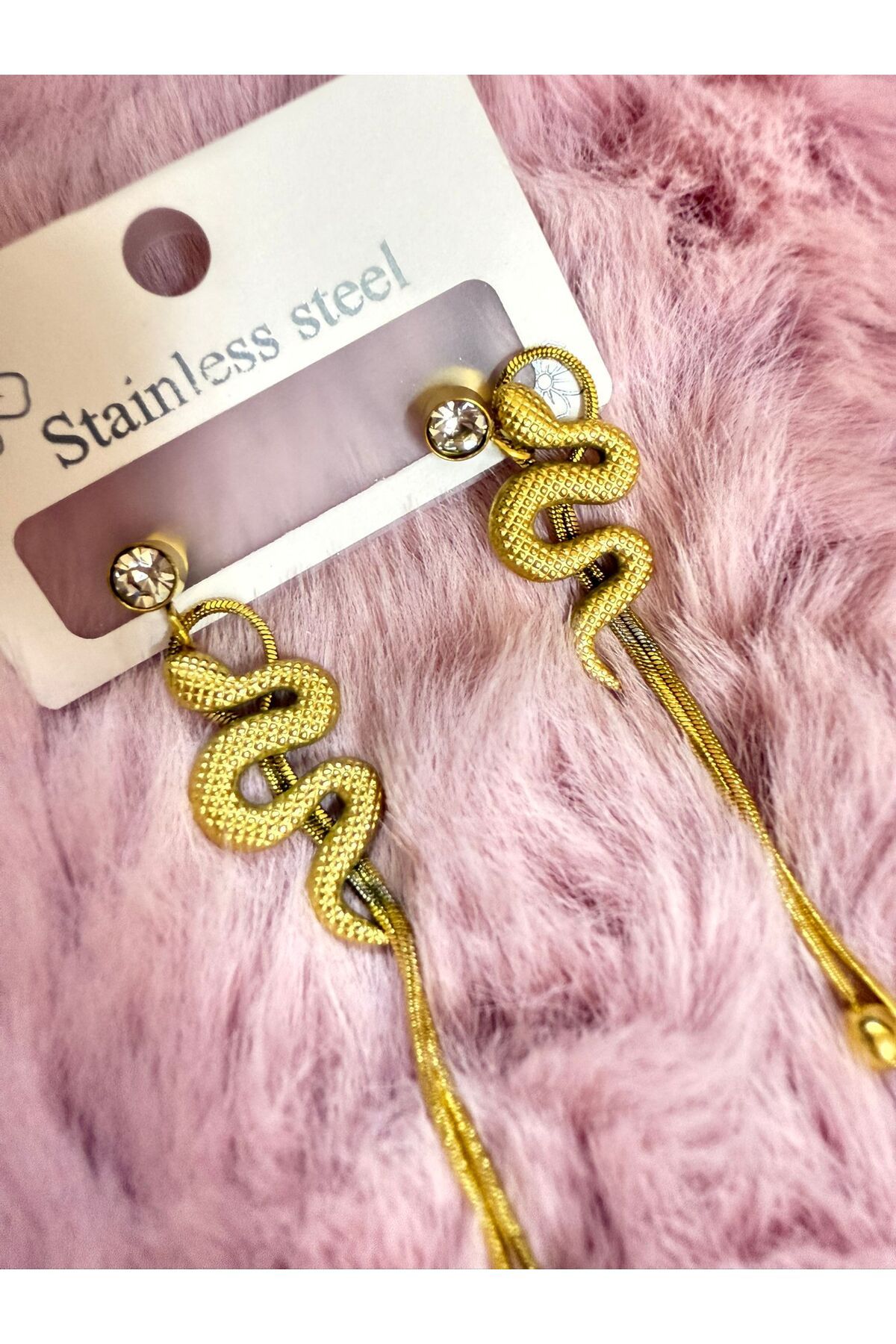 Butik Gücün Sembolü - Yılan Figürlü Gold Küpe yeni Trend