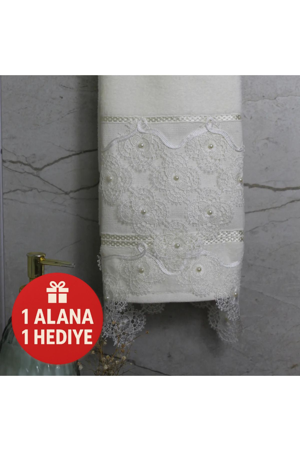 Lobya Kelira Bir Alana Bir Hediye Beyaz Dantelli El Havlusu (50 X 90)