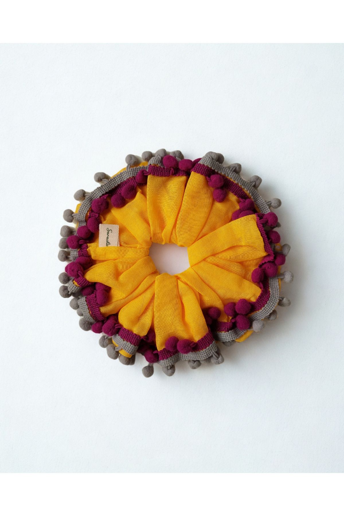 SARACHIC Scrunchie