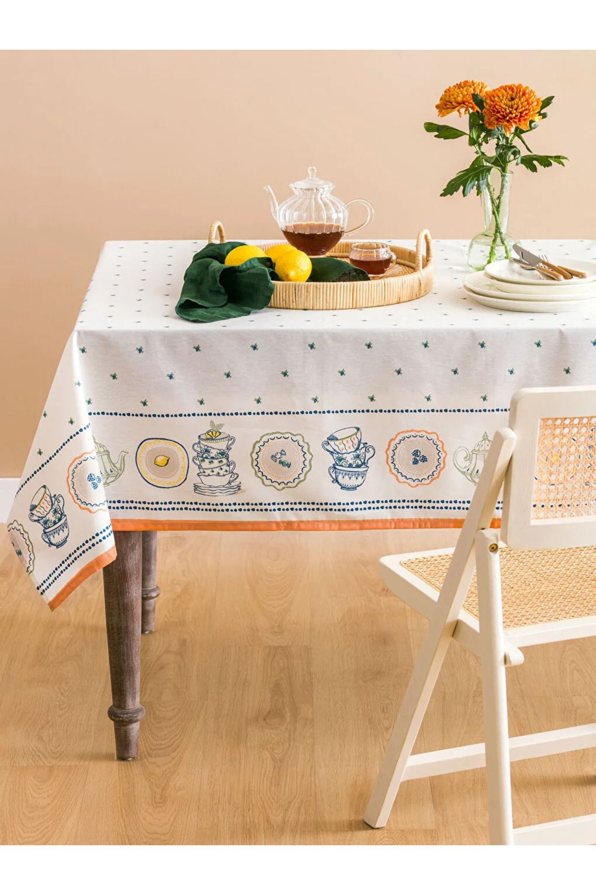 LC Waikiki LCW HOME Karişik Baskılı Masa Örtüsü 150x200 cm
