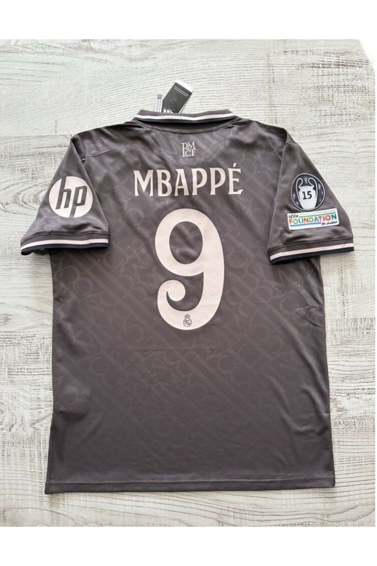 FEEL STYLE R.e.a.l M.a.d.r.i.d 2024-25 Sezon Kylian Mbappe Alternatif Forması (THIRD SHIRT)