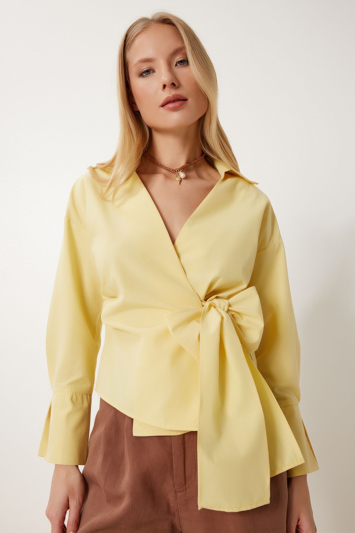 Lovelyİstanbul Gömlek Yaka Anvelop Poplin Bluz SARI LDP0046