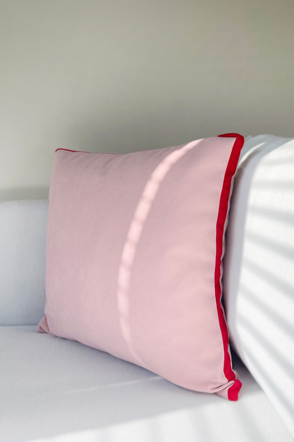 RİTMOHOME Pembe, Kırmızı,Düz, Sade, Vintage, Country, Iskandinav, Bohem 50x50 Dekoratif Yastık(İÇİ DOLGULU)