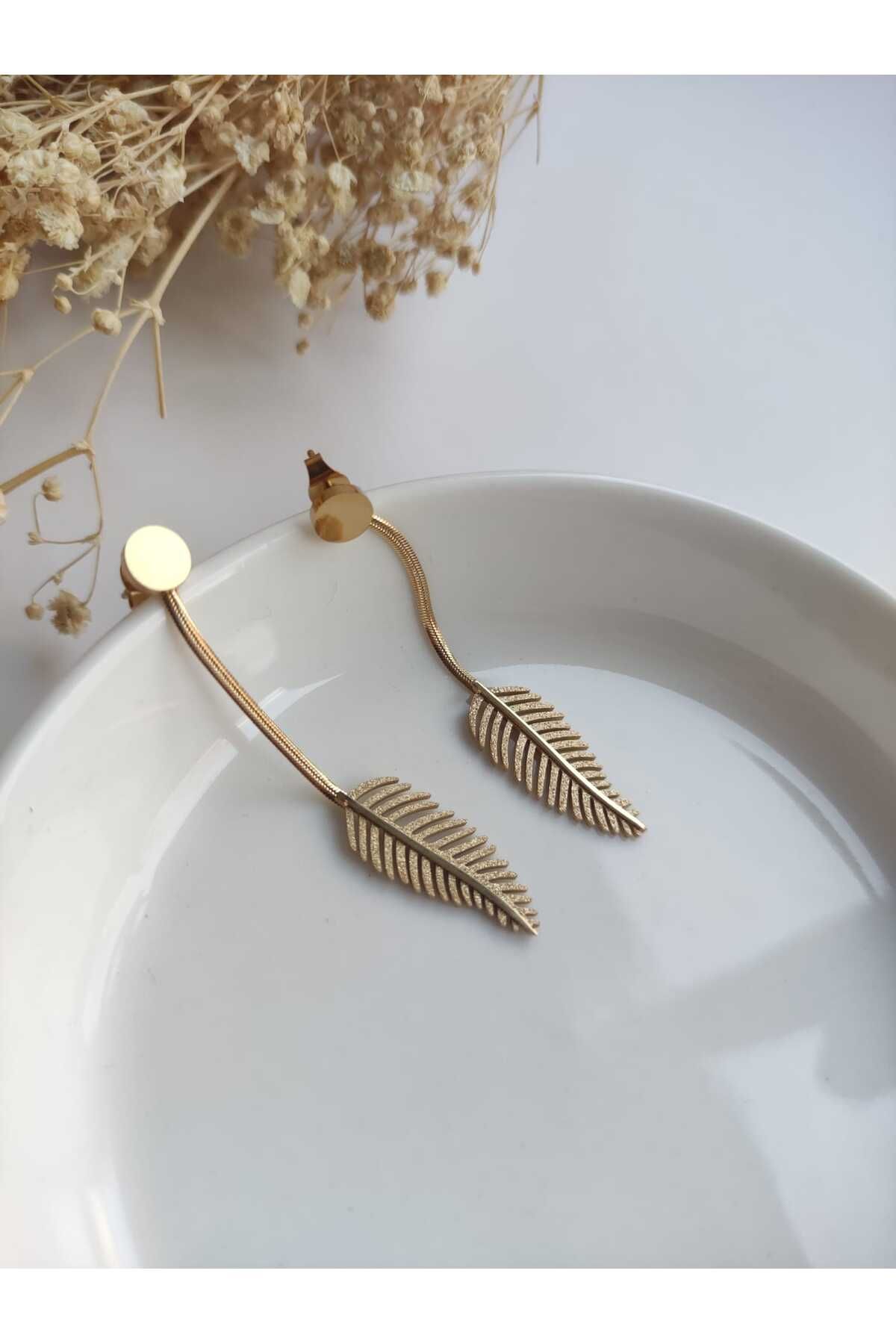 MoS JEWELLERY Gold Renk Yaprak Desenli Sallantılı Küpe - Paslanmaz Çelik