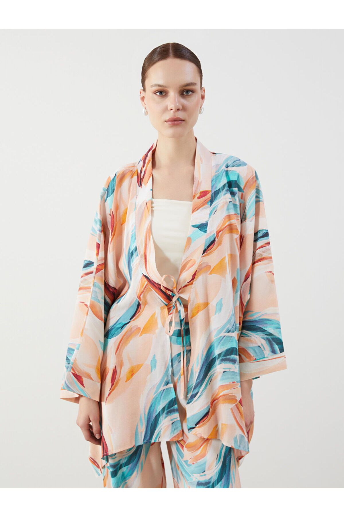 LC Waikiki Şal Yaka Desenli Oversize Kadın Kimono