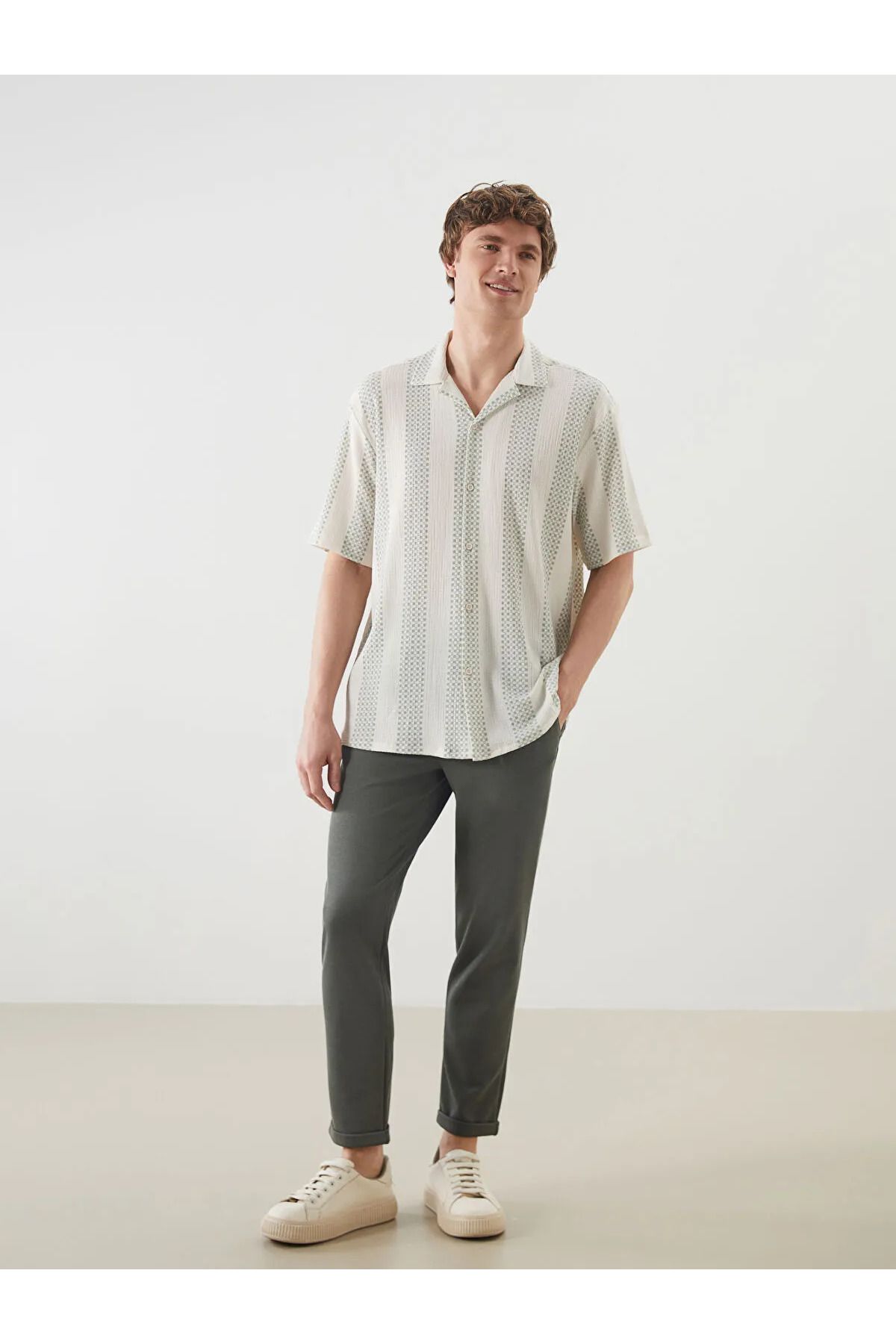 LC Waikiki Slim Fit Erkek Pantolon