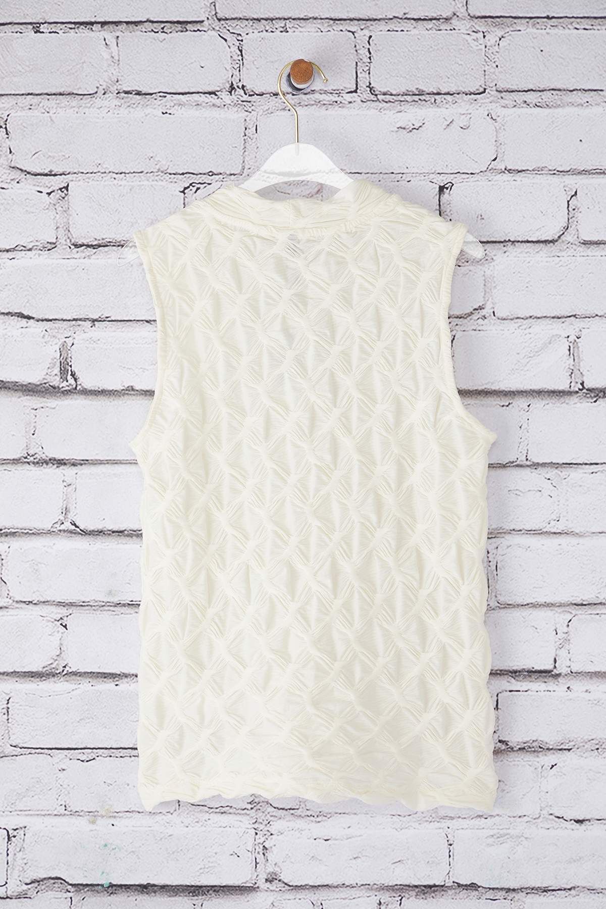 Trendyol Collection-Ecru strukturierte, flexible Strickbluse mit normaler Form TWOSS25BZ00268 7