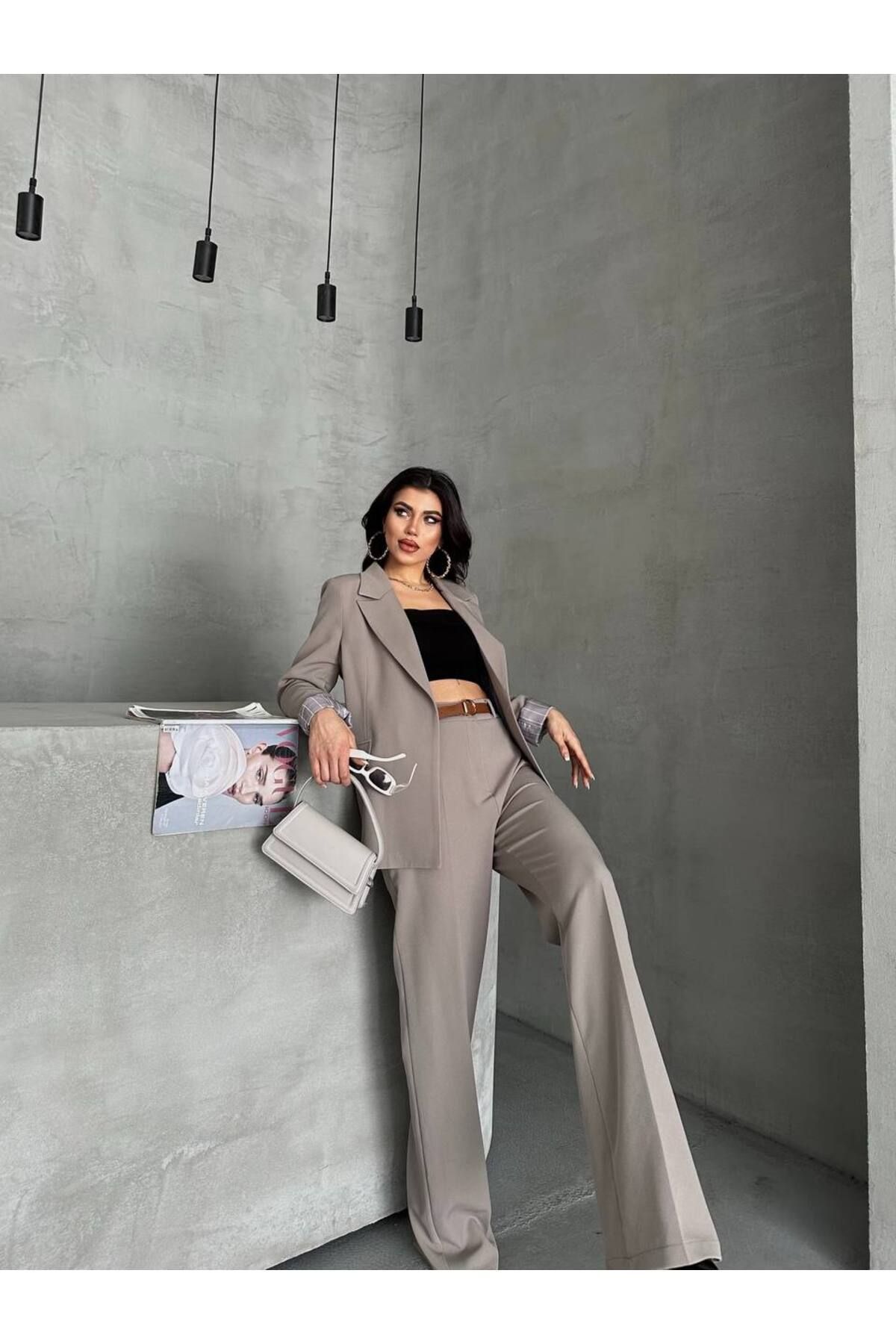 Castivo Fashion oversize Ceketli Kemerli Takım Kadın Pantolon Ceket Takım
