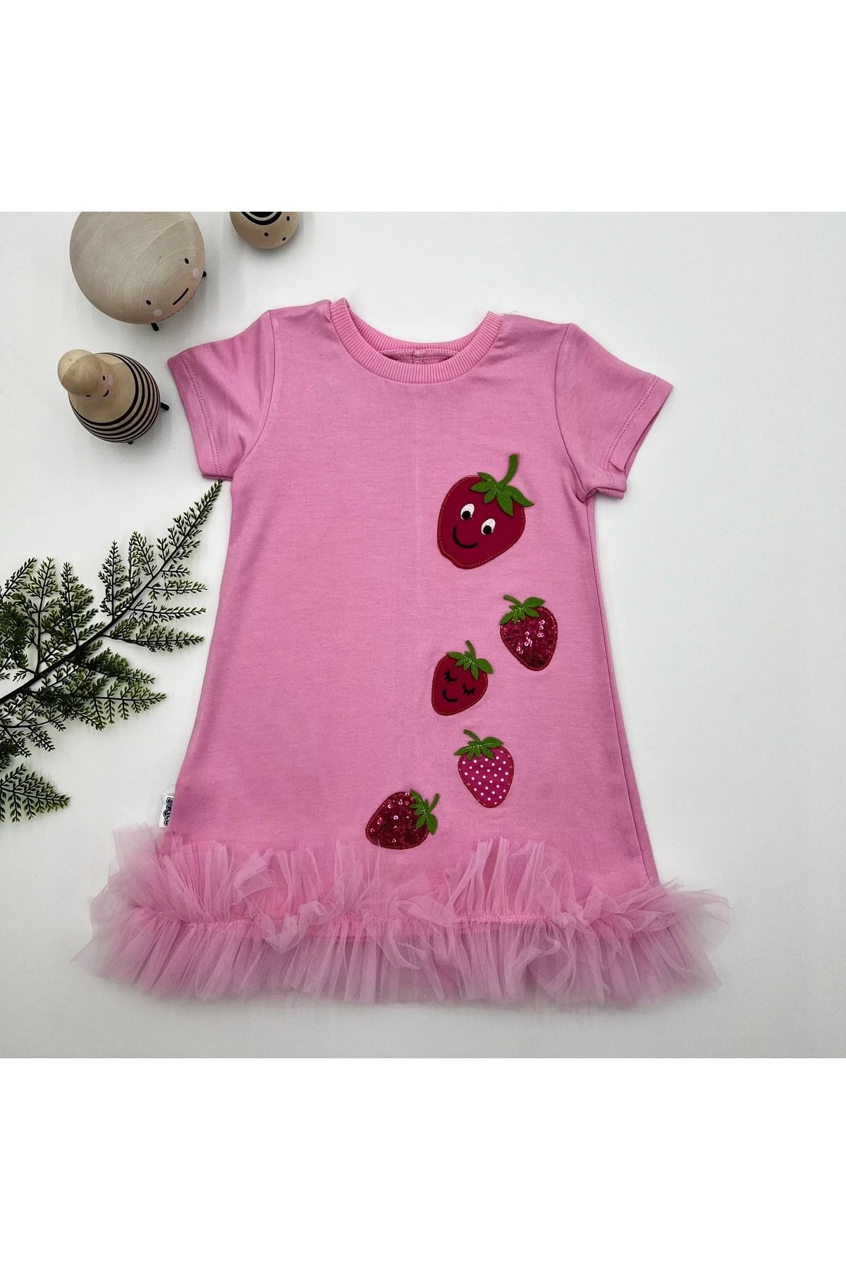 onlinebutik Petli Çilekler Nakışlı Eteği Fırfırlı Jile Kız Çocuk Elbisesi Pembe