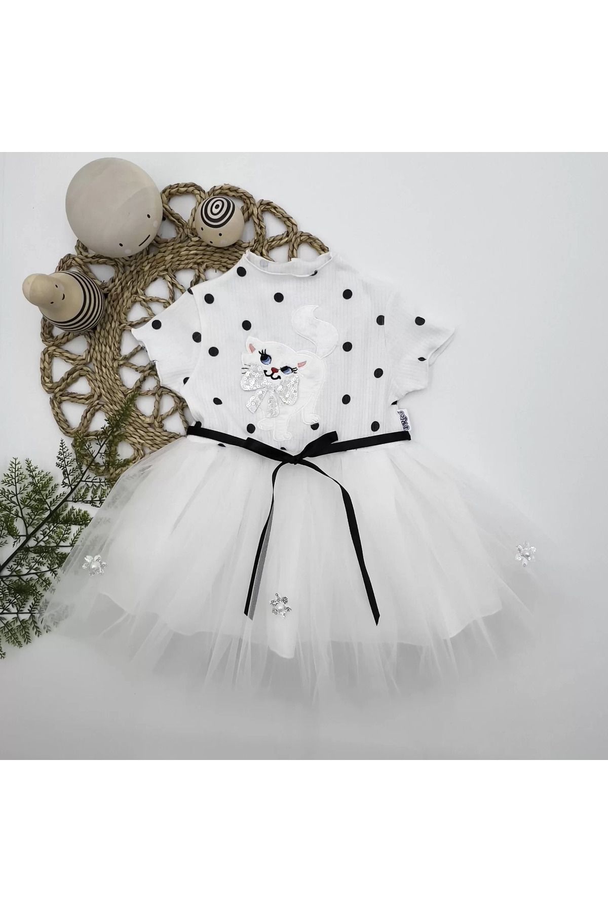 onlinebutik Petli Kedicik Baskılı Puantiyeli Kız Bebek Elbisesi Beyaz