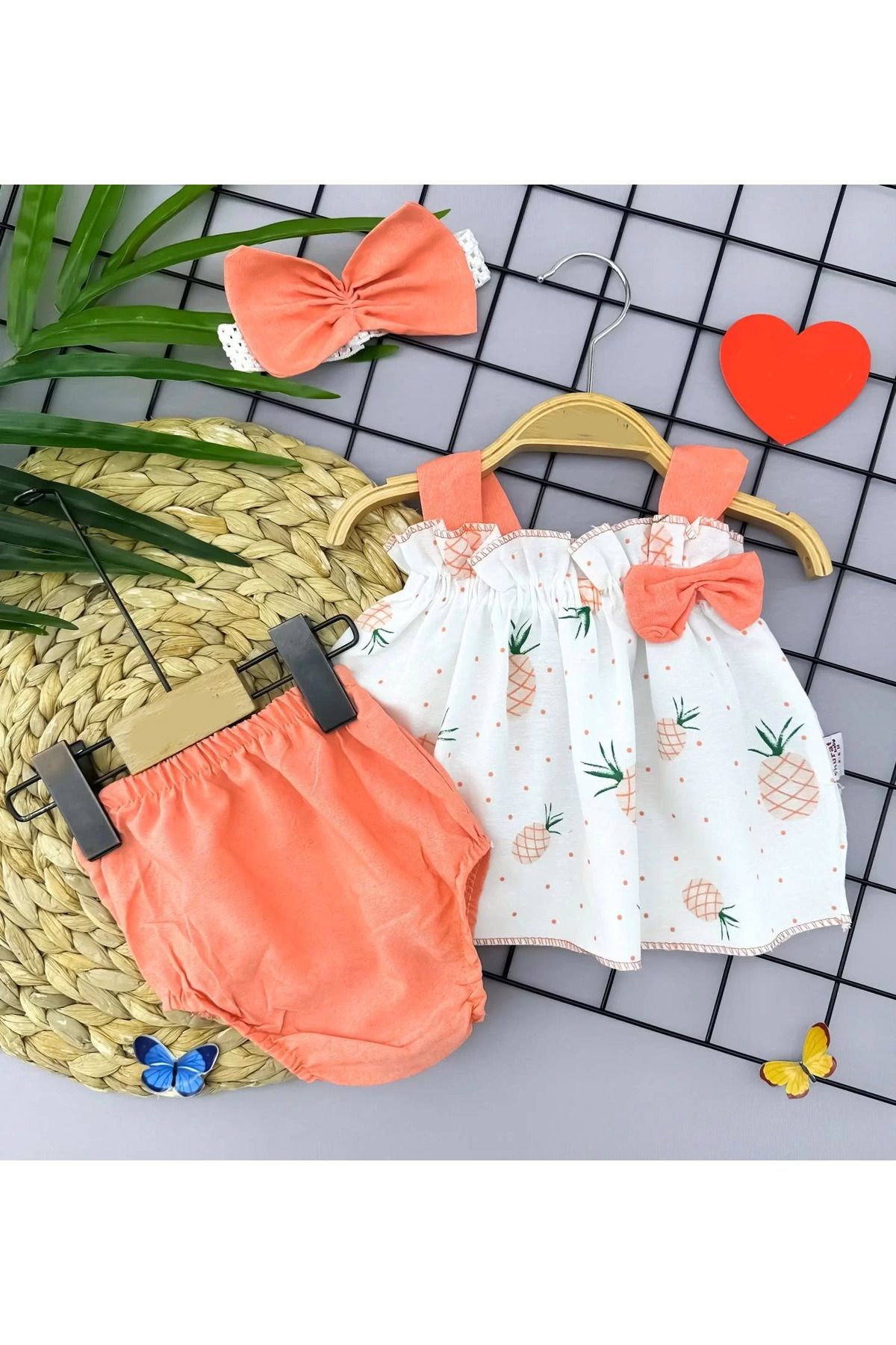 onlinebutik Bandajlı Ve Kilotlu Ananas Desenli Askılı 3lü Kız Bebek Elbisesi