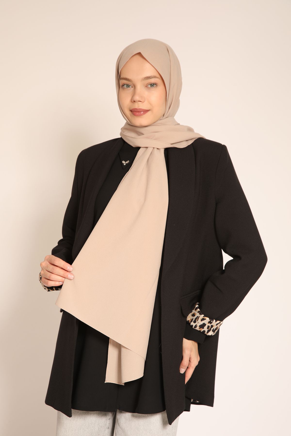 BERCHEM SCARF Akel Vizon Şal – Zarif ve Doğal Tonlarla Şıklık
