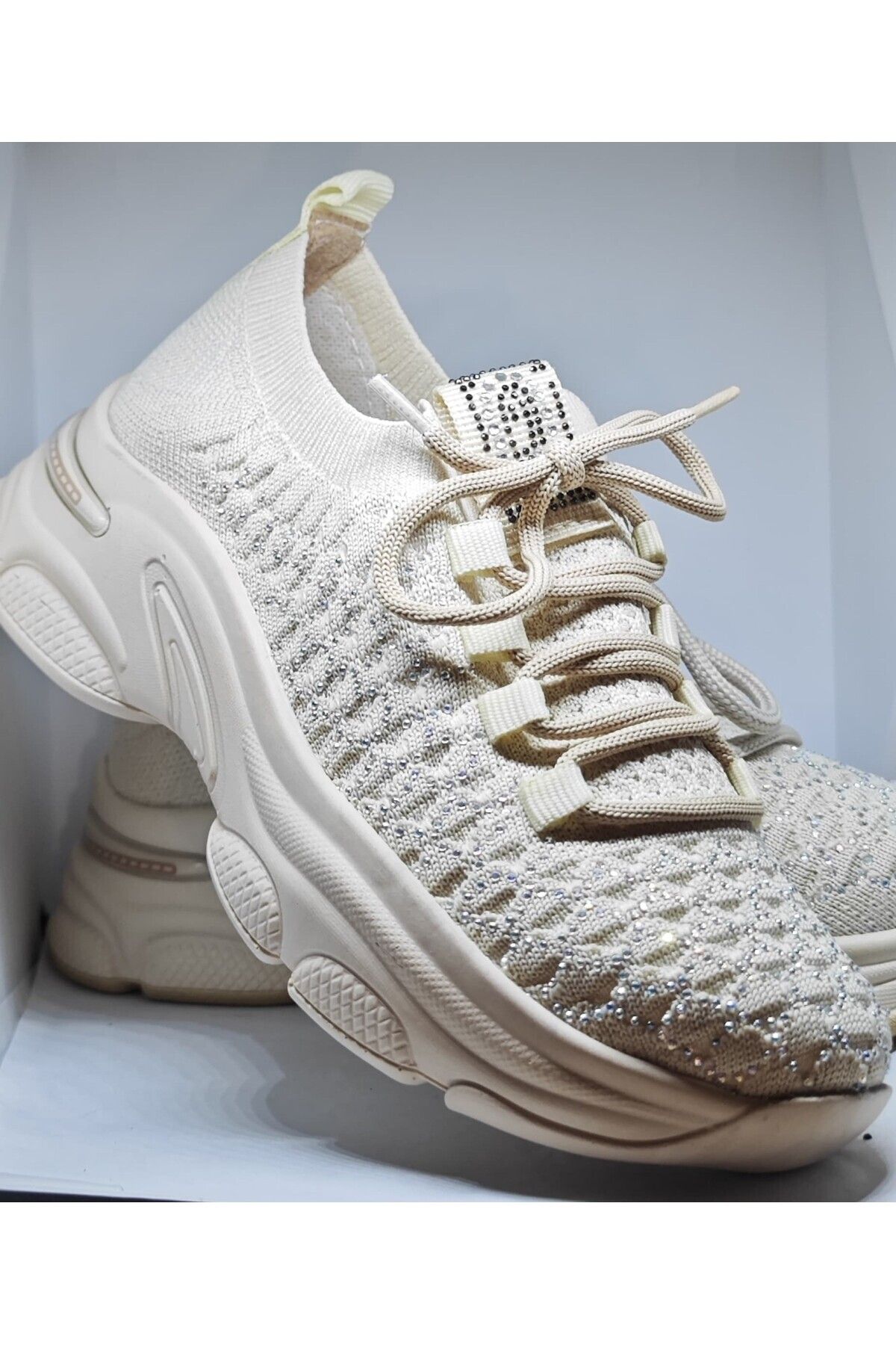 Moda Hanım Kadın Taşlı Bej Triko Bağcıklı Ortopedik Rahat Taban Sneaker