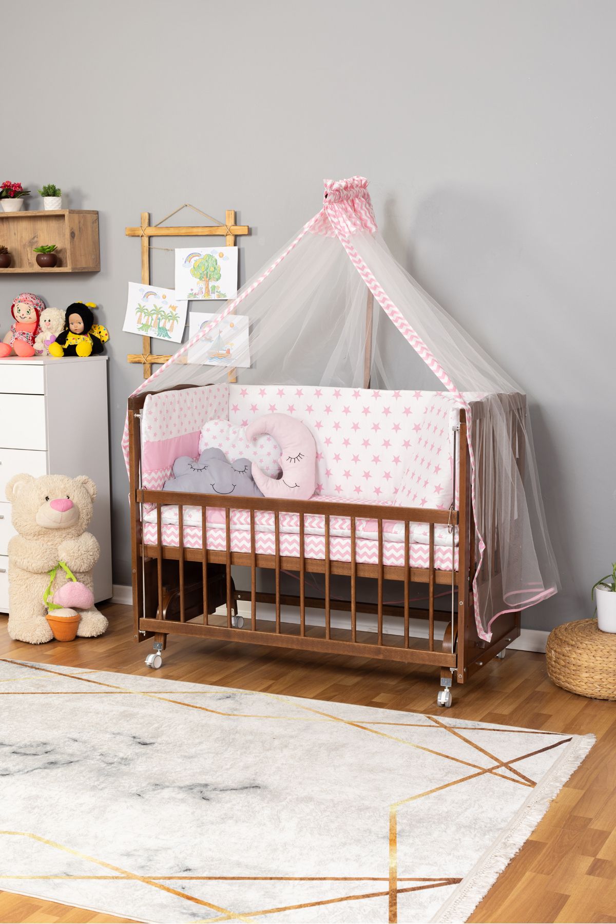 Carino Wins Ahşap Beşik Anne Yanı Yeni Doğan Tutku CEVİZ Bebek Beşiği PEMBE YILDIZ UYKU SETLİ + TEKERLEKLİ