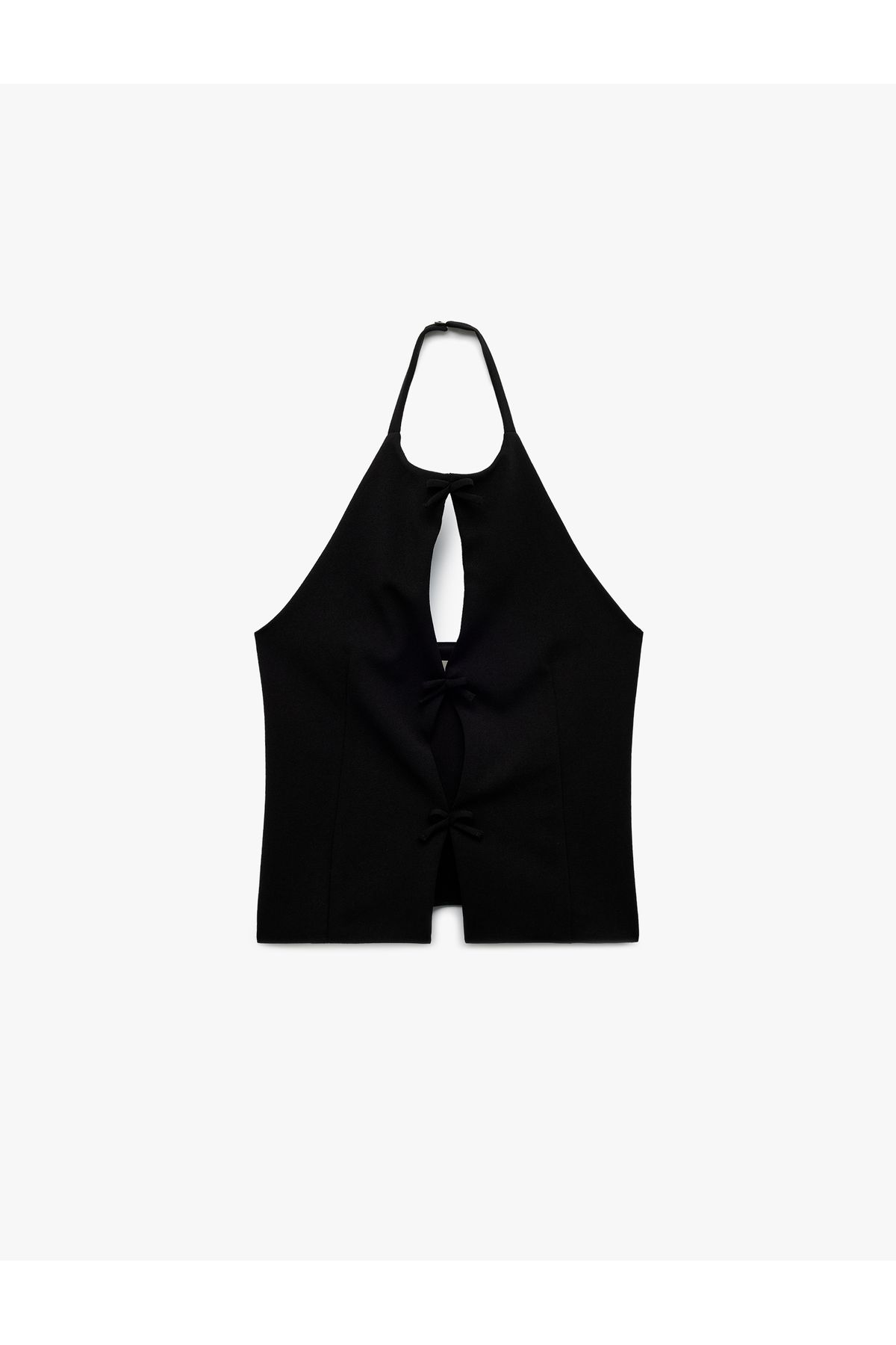 Koton Krep Scuba Kumaş Pencere Detaylı Fiyonklu Halter Yaka Bluz