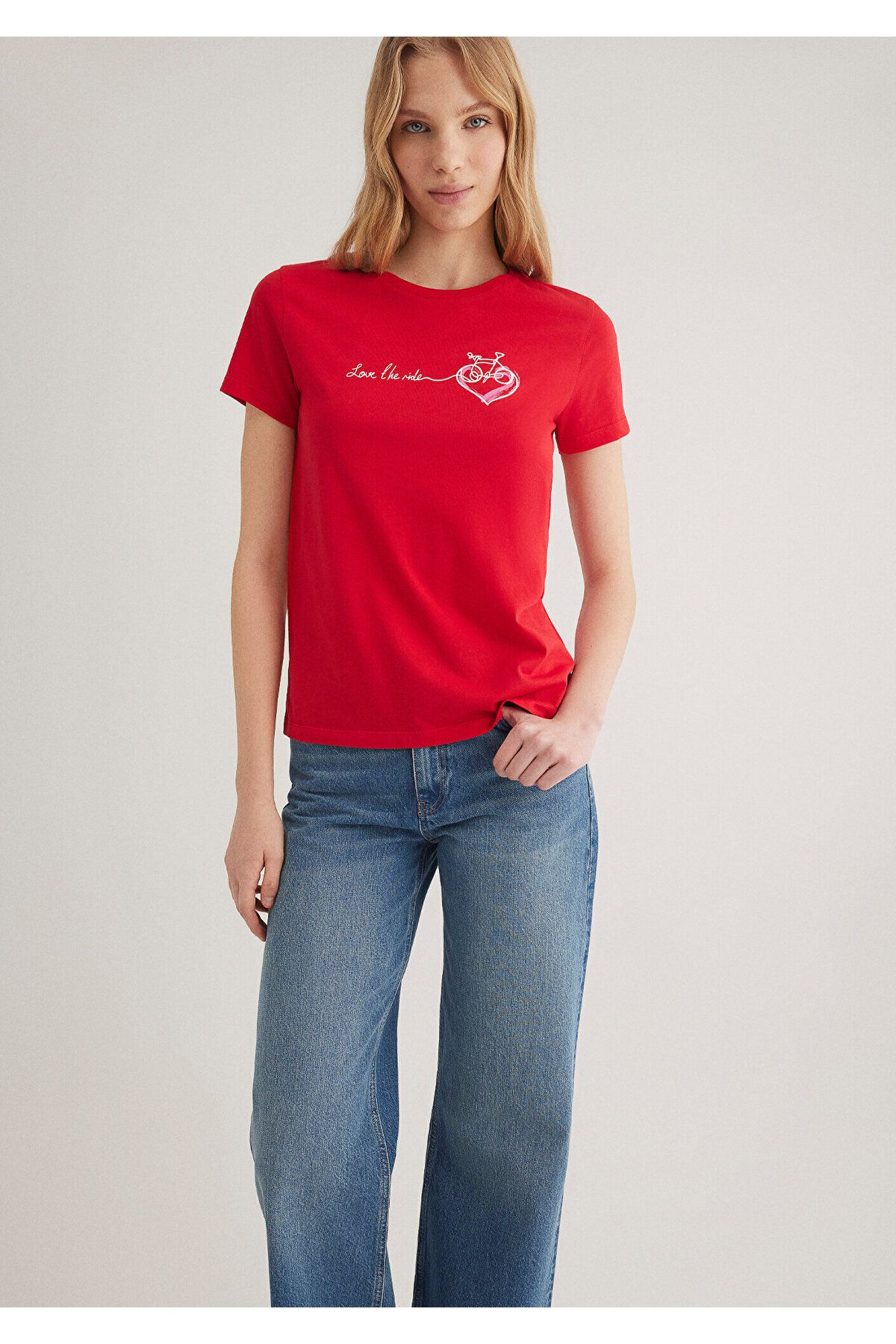 Mavi-Rotes T-Shirt mit Fahrrad-Aufdruck, halbschmale Passform 1612961 -82054 3