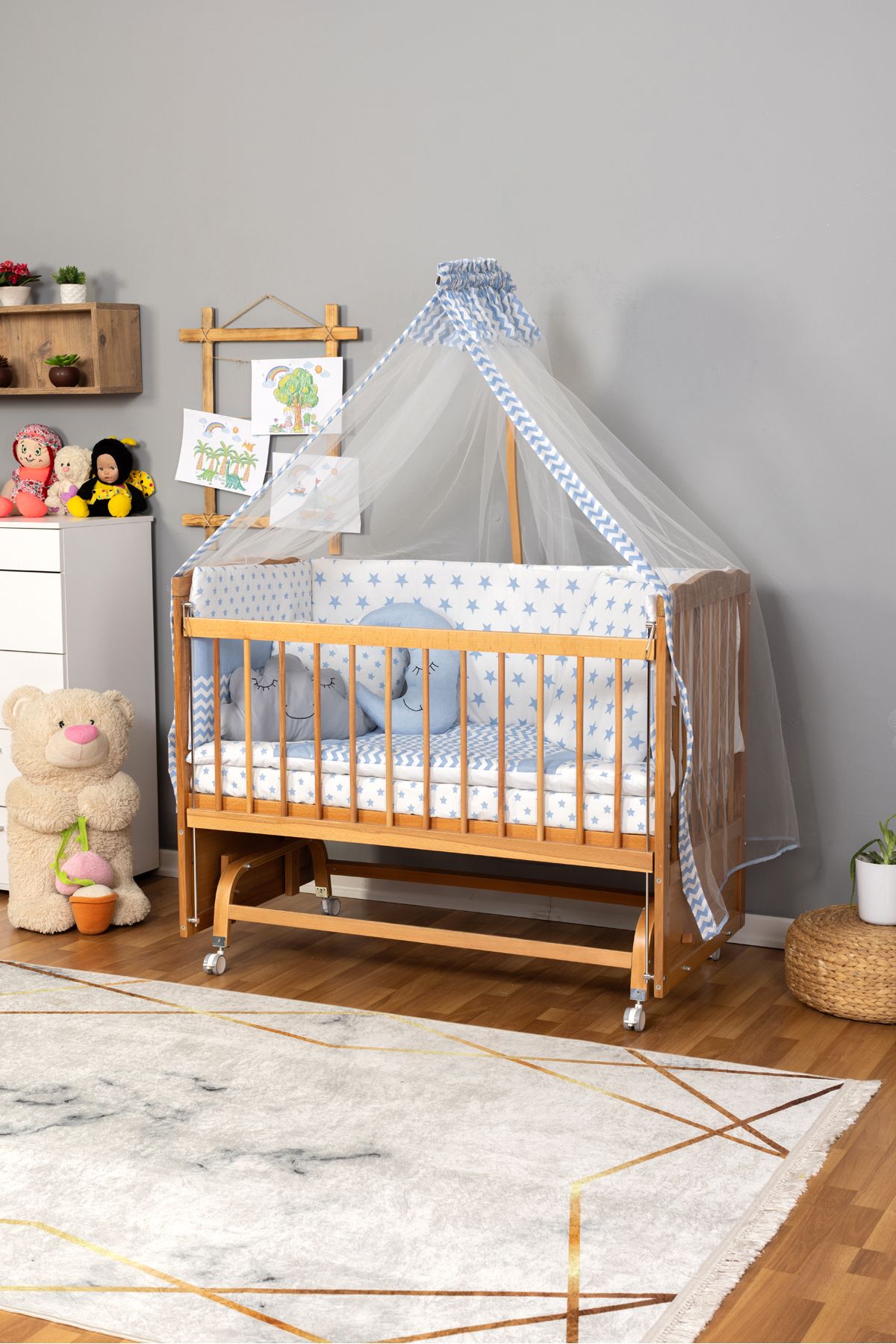 Carino Wins Ahşap Beşik Anne Yanı Yeni Doğan Tutku Doğal Bebek Beşiği MAVİ YILDIZ UYKU SETLİ + TEKERLEKLİ