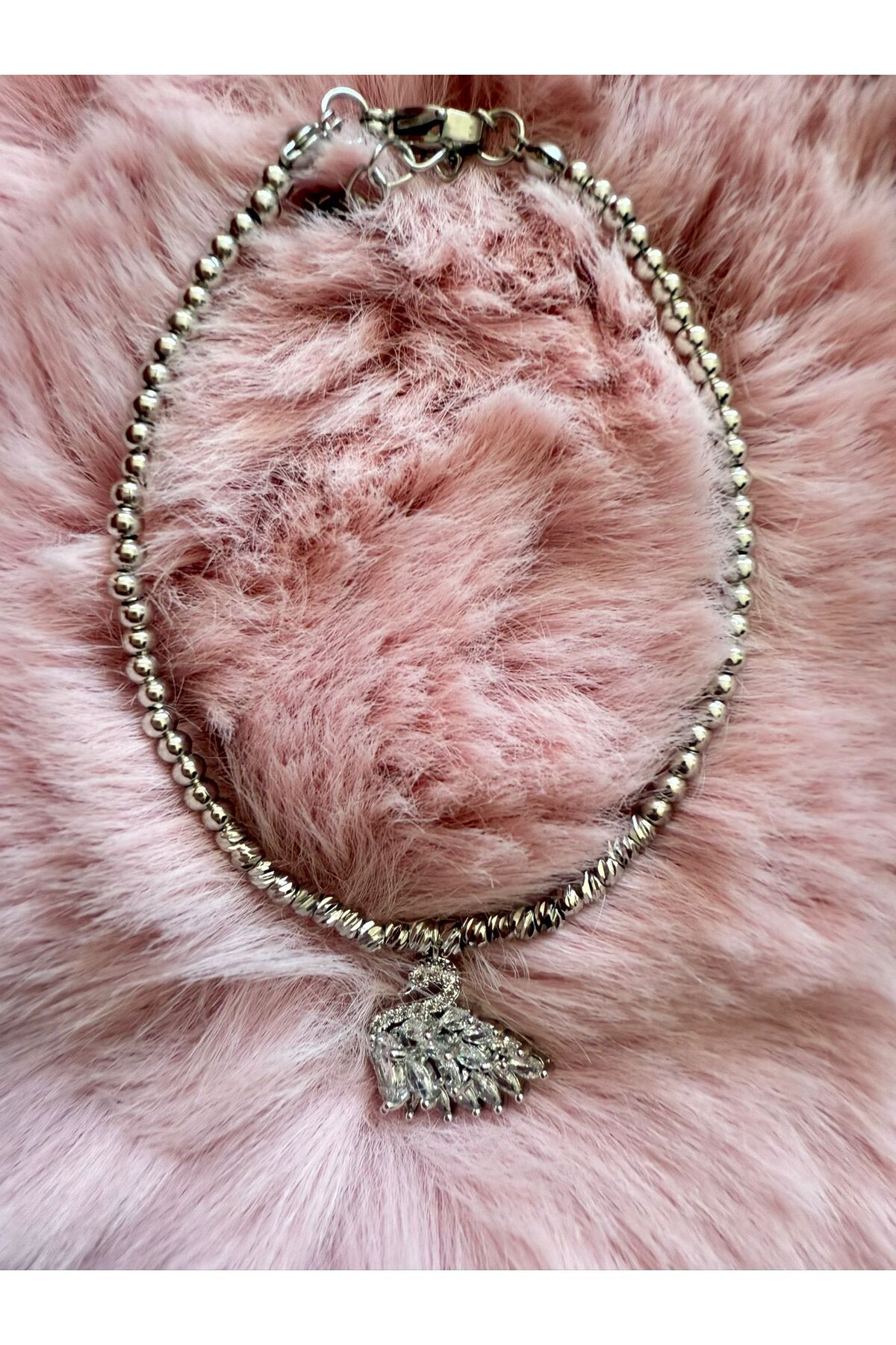 Butik Gümüş Işıltılı Kuğu Çelik Bileklik - Şıklığın İncelikli Simgesi