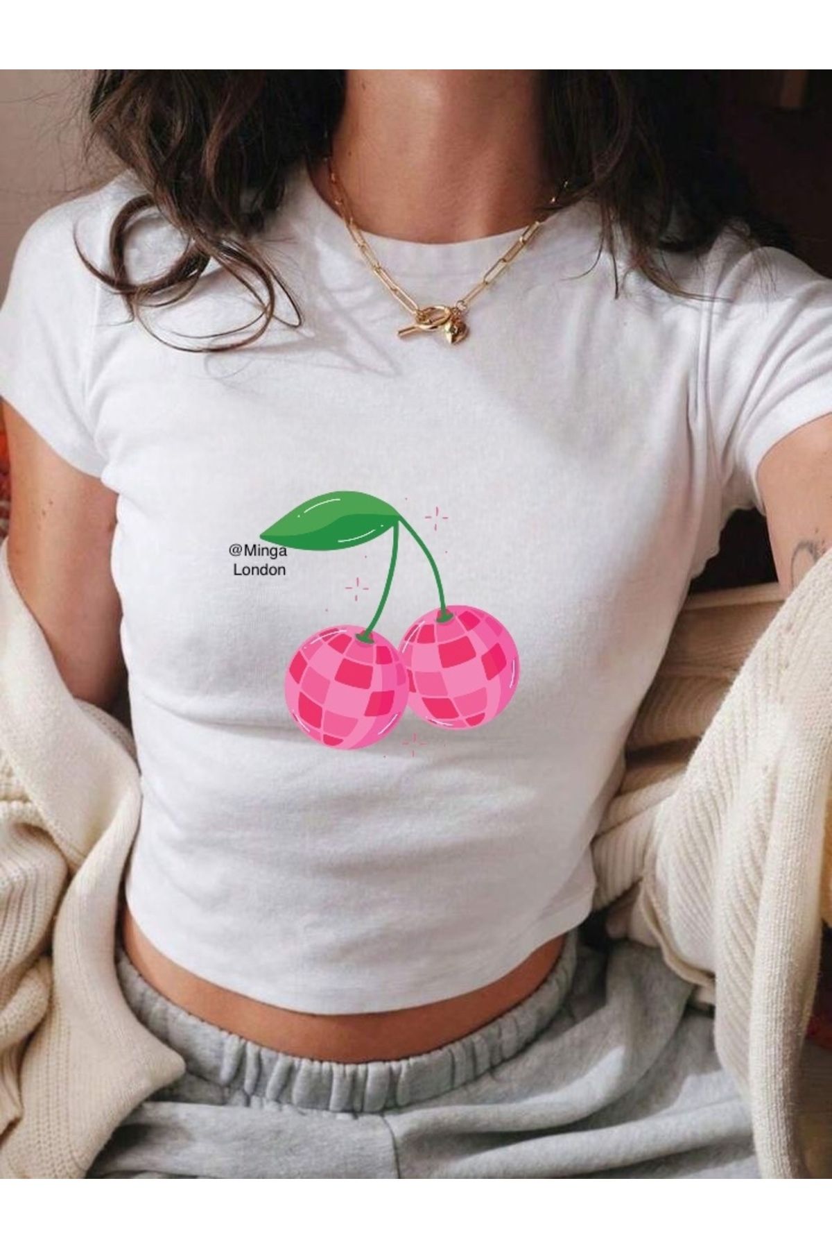 Minga London Beyaz Pink Cherry Disco Ball Baskılı Crop Bluz -Ghostella