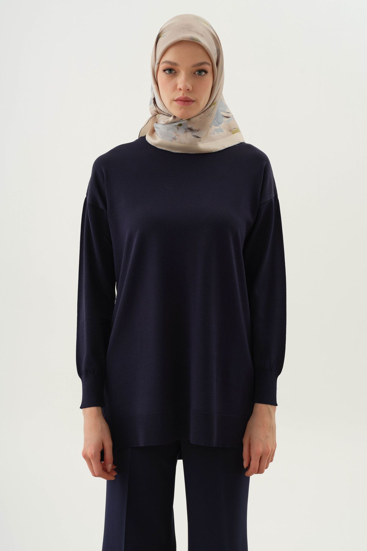 Tuğba Düz Triko Tunik - Lacivert
