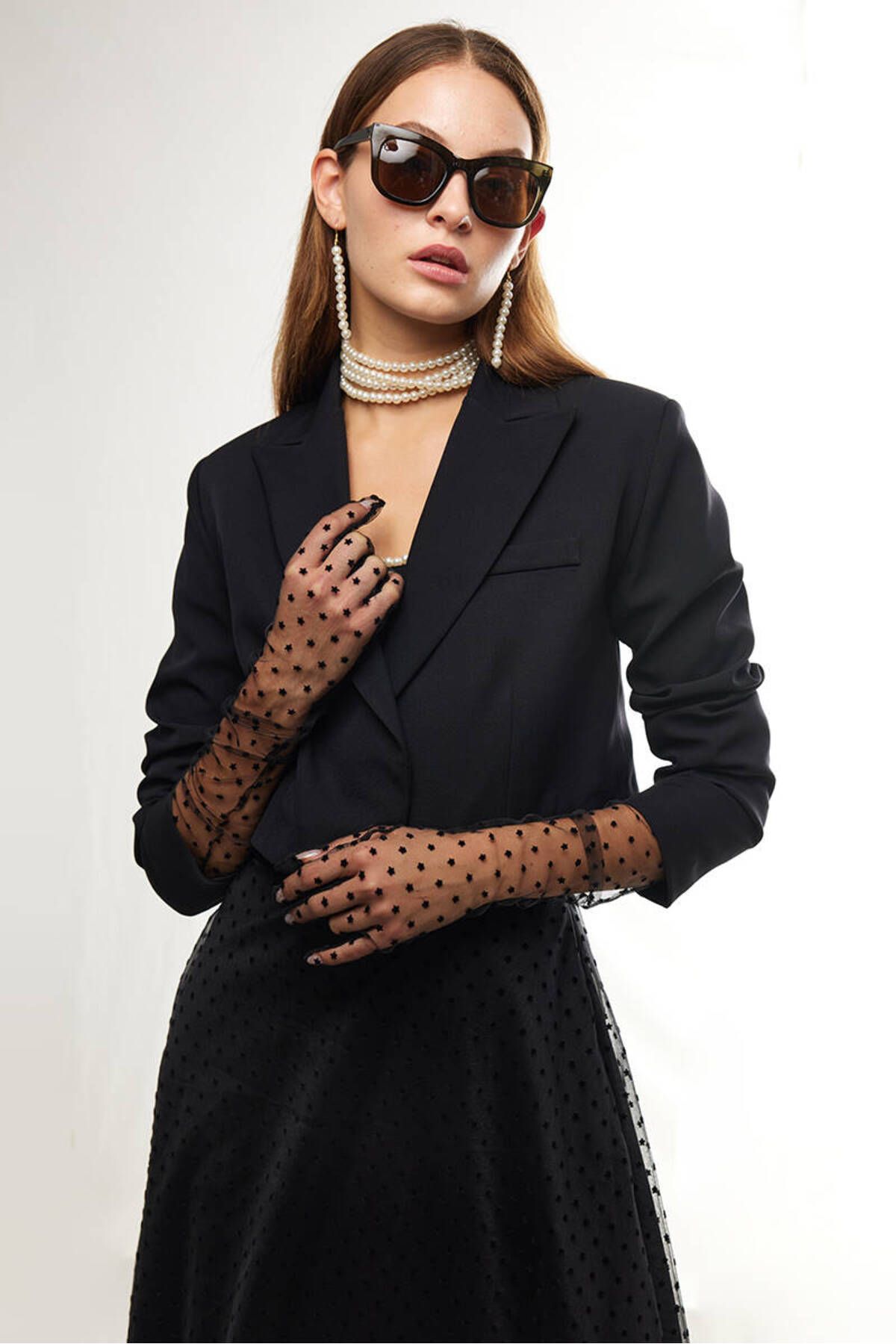 BE BLUE-Blazer negru crop - Design elegant și confortabil 7
