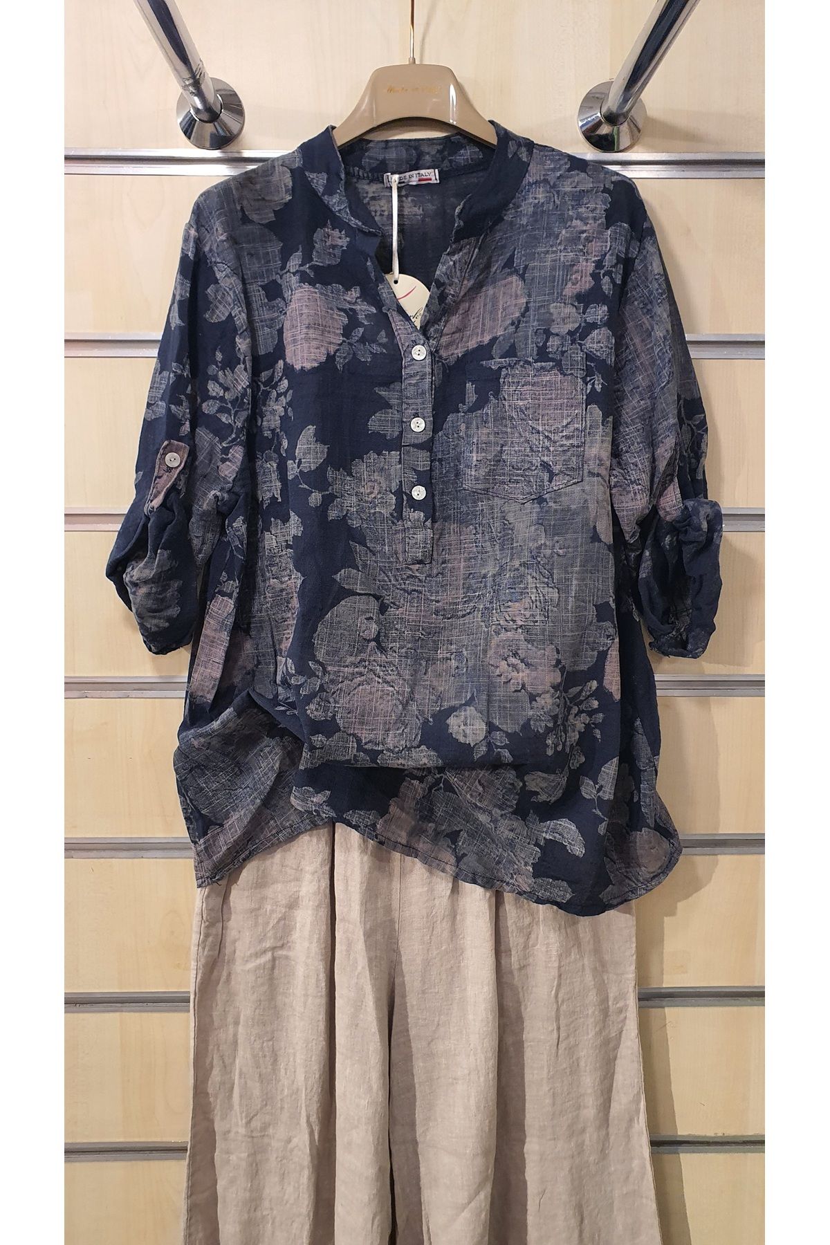 Park Moda İtalyan Gömlek 3 Düğmeli Batik Gül Desen