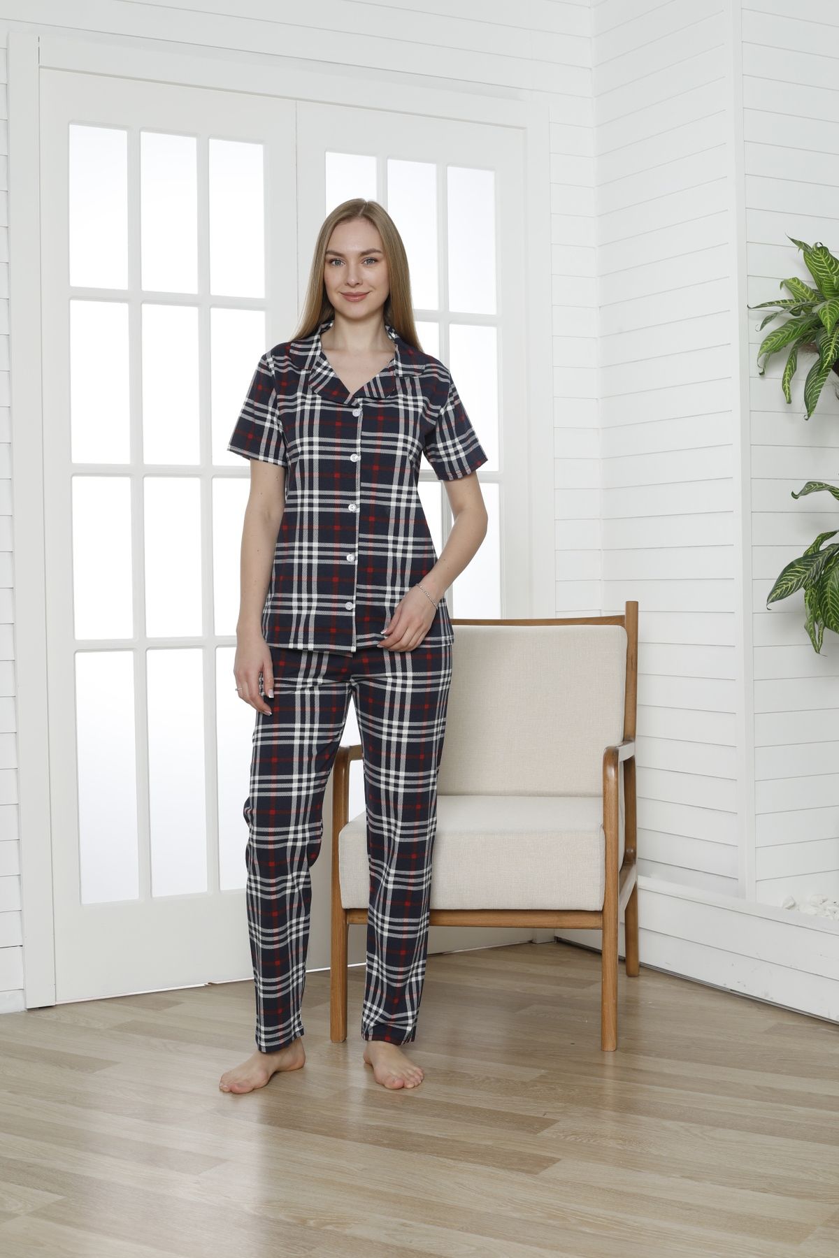 Mira Homewear Düğmeli Desenli Uzun Kol Kadın Pijama Takımı MR004