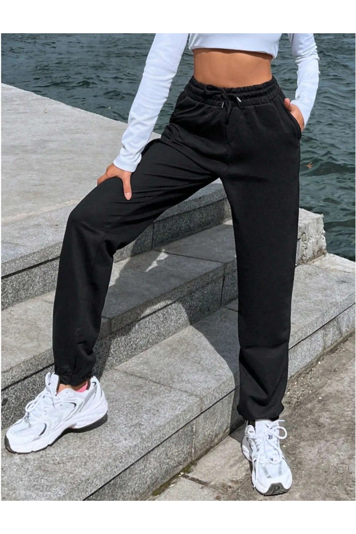 FUNSTYLE Kadın Lastik Paça Siyah Eşofman Altı