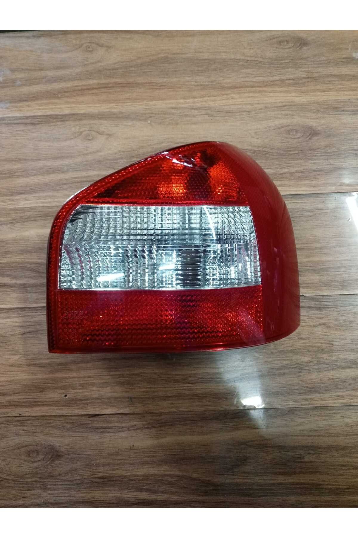 Audi AUDİ A3 SAĞ STOP LAMBASI OEM OEM 911 8046 DEPO MARKA KODU 01-441-195-R
