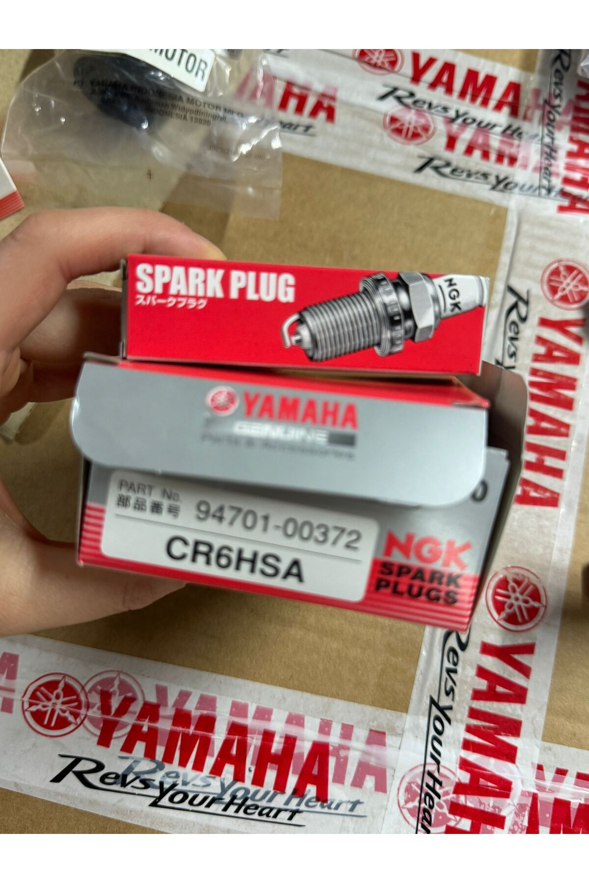 Yamaha CR6HSA BUJİ UNIVERSAL