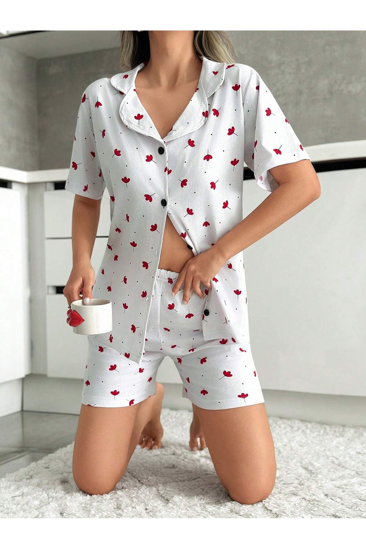Mira Homewear Düğmeli Desenli Kısa Kol Şortlu Kadın Pijama Takımı MR006