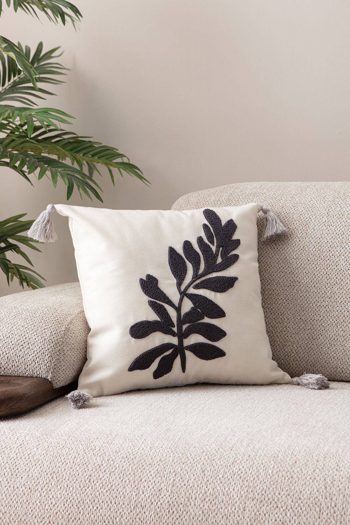 EVOTTO HOME COLLECTİON Comfort Punch Desenli Kırlent Kılıfı Kare Dekoratif Bohem Nakışlı Koltuk Yastık Kılıfı panç 45x45