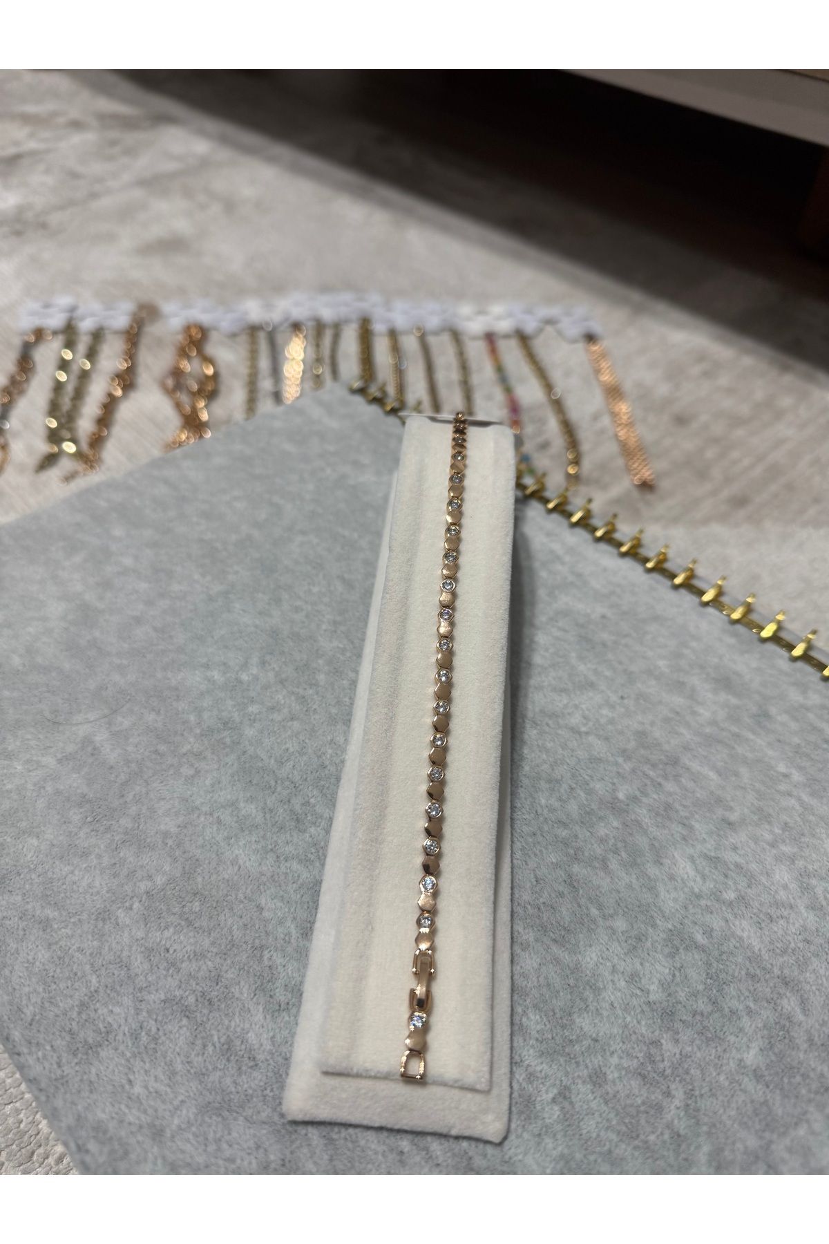 XUPING JEWELRY ÇELİK 18K KADIN BİLEKLİK PASLANMAZ KARARMAZ