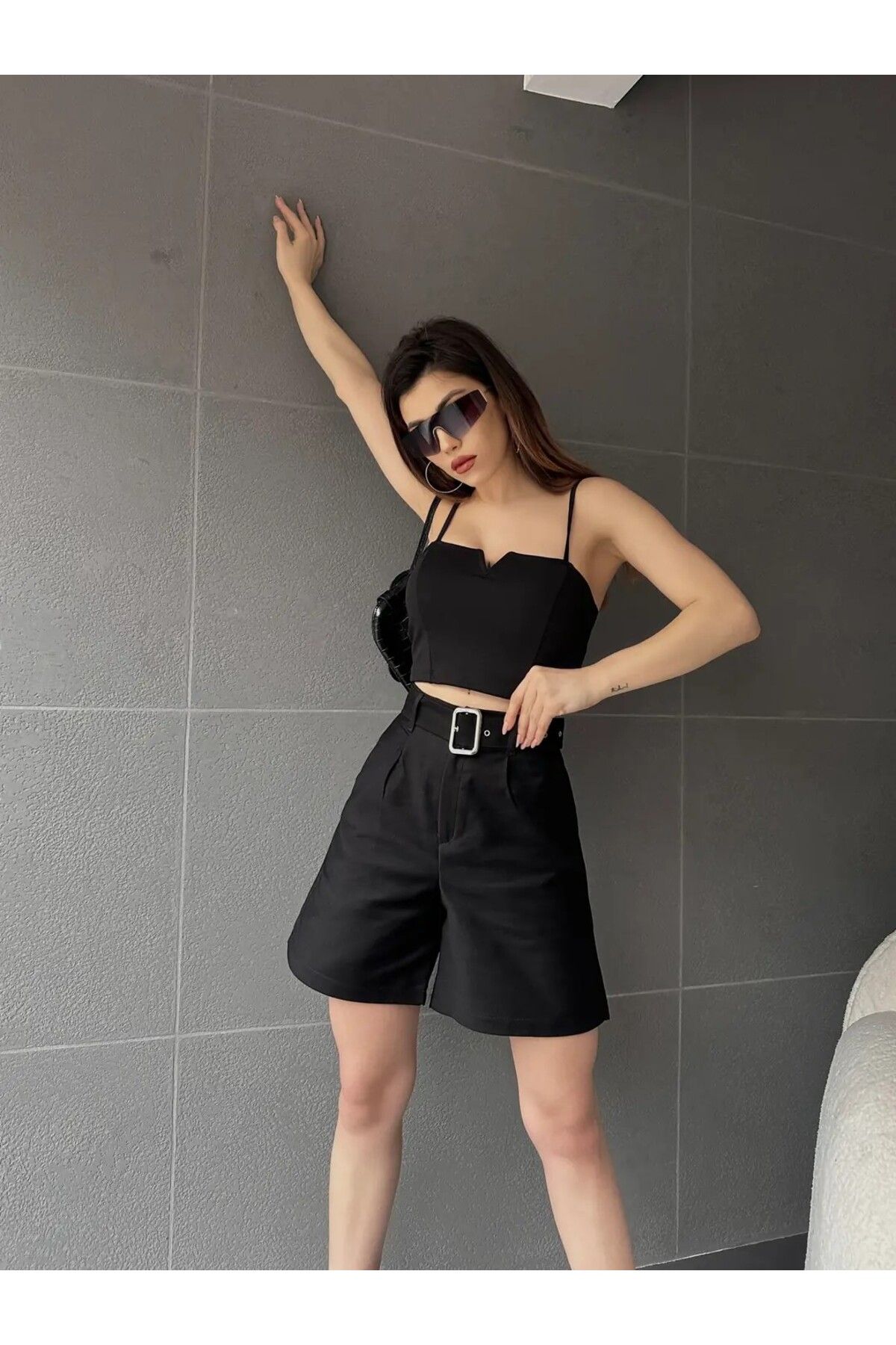 Pearl Life Kadın Kuş Gözü Kemerli Şort