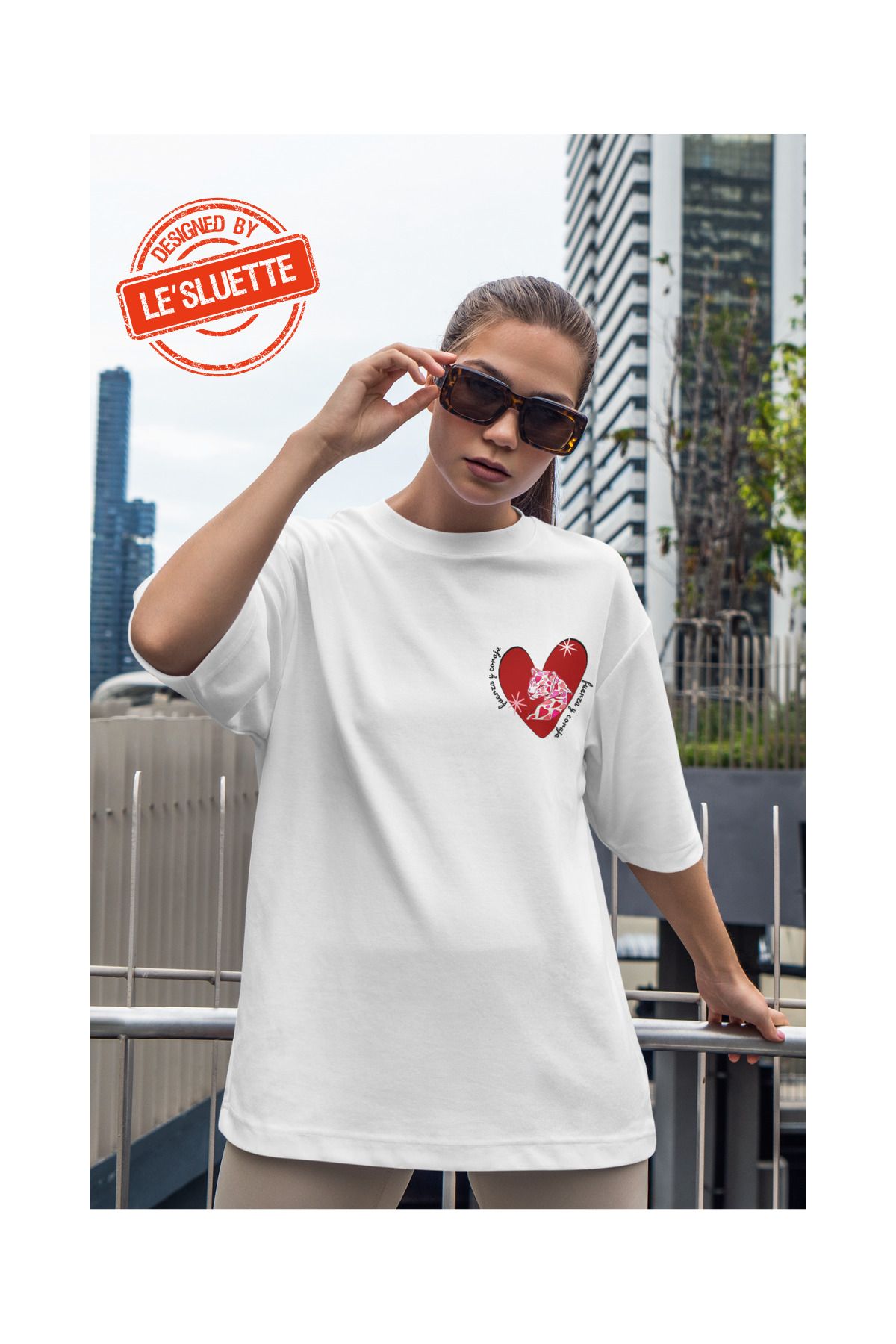 Le'sluette shadow of style Kalpli Leopar Baskılı Oversize %100 Pamuk T-Shirt