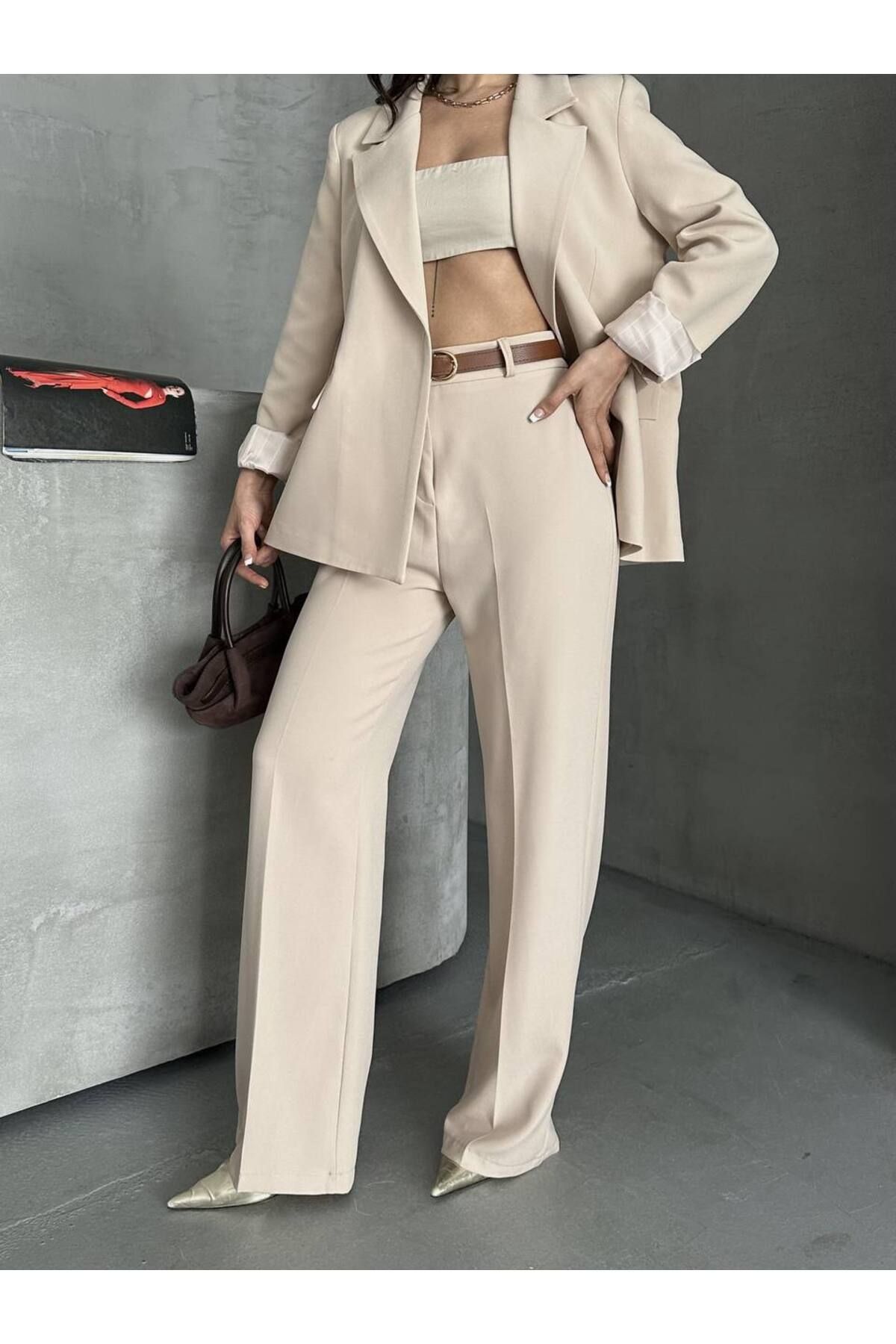 Moda İkra blazer ceket pantolon kemerli takım