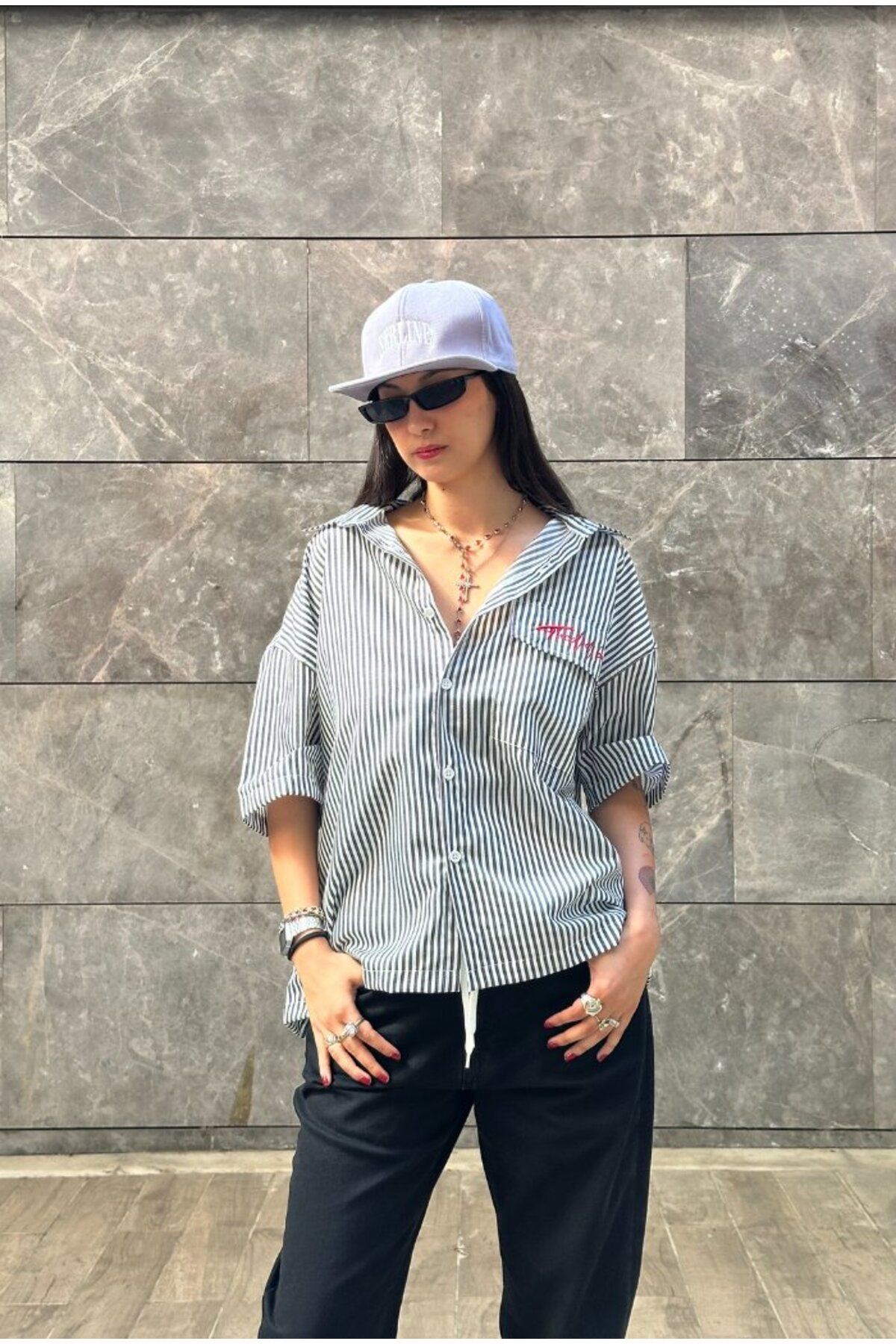 serline Premium Oversize Çizgili Nakışlı Gömlek