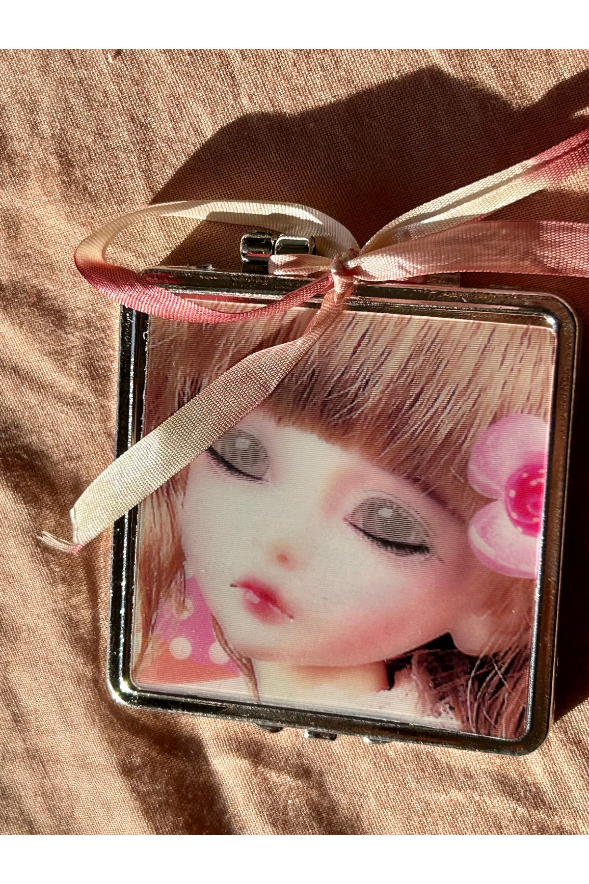 merccuri crafts blythe dolls kurdeleli makyaj aynası coquette (3d resimli, gözleri değişiyor!) - cinnamon