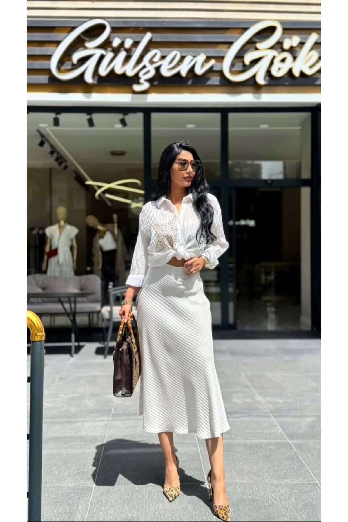 Gülşen Gök Butik Çizgi Detay Midi Boy Saten Etek