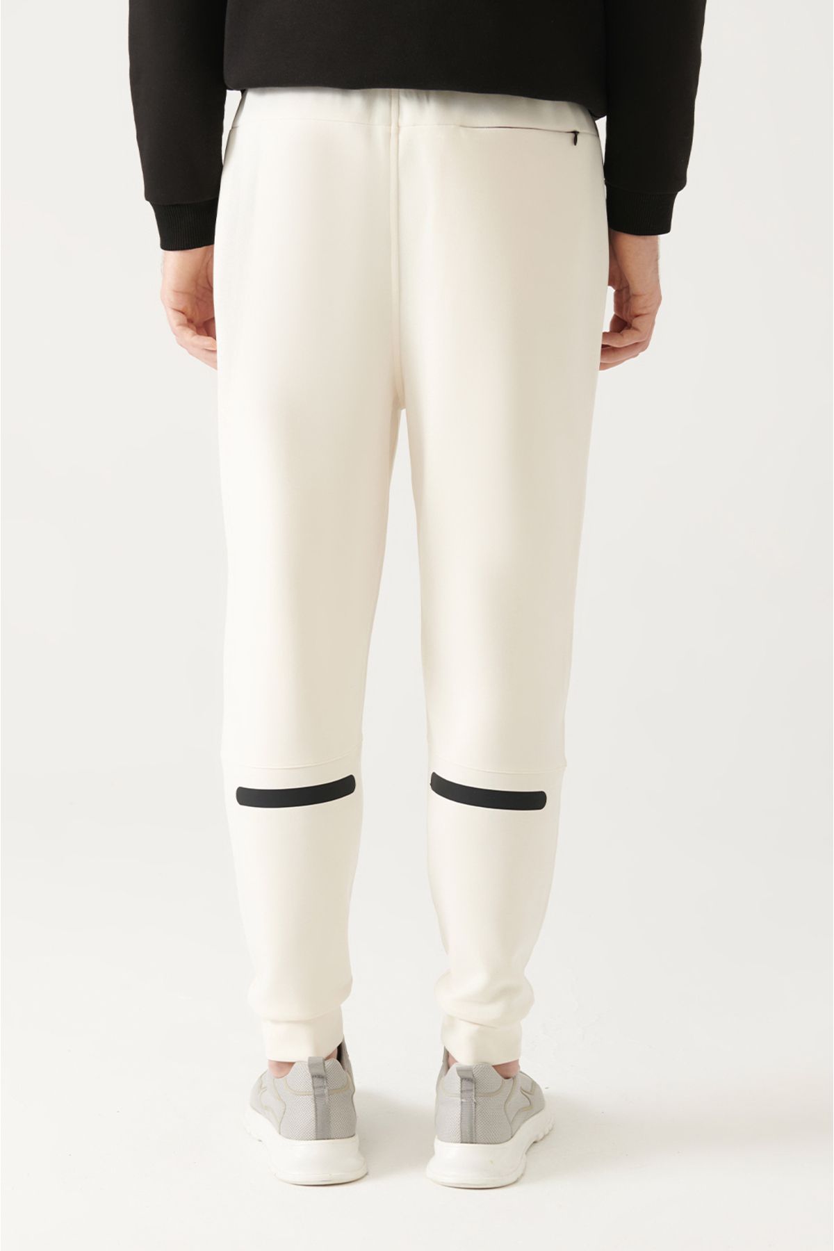 Avva-Pantaloni de trening pentru bărbați Ecru - Soft Touch, talie cu șireturi, buzunare laterale și picior elastic A31y3404 4