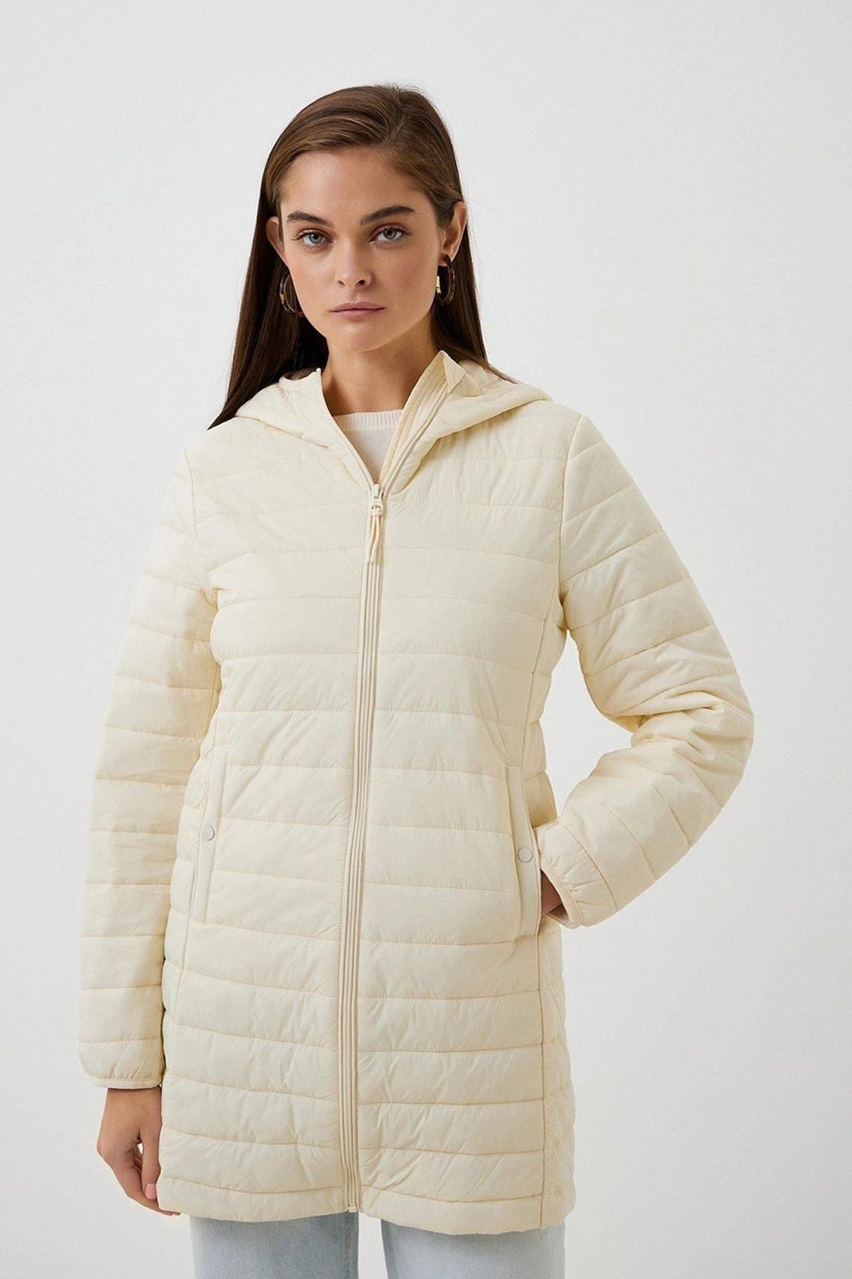 United Colors of Benetton Kadın / Kız Ekru Mont (Model Kodu: 124A2Twddn02Q )