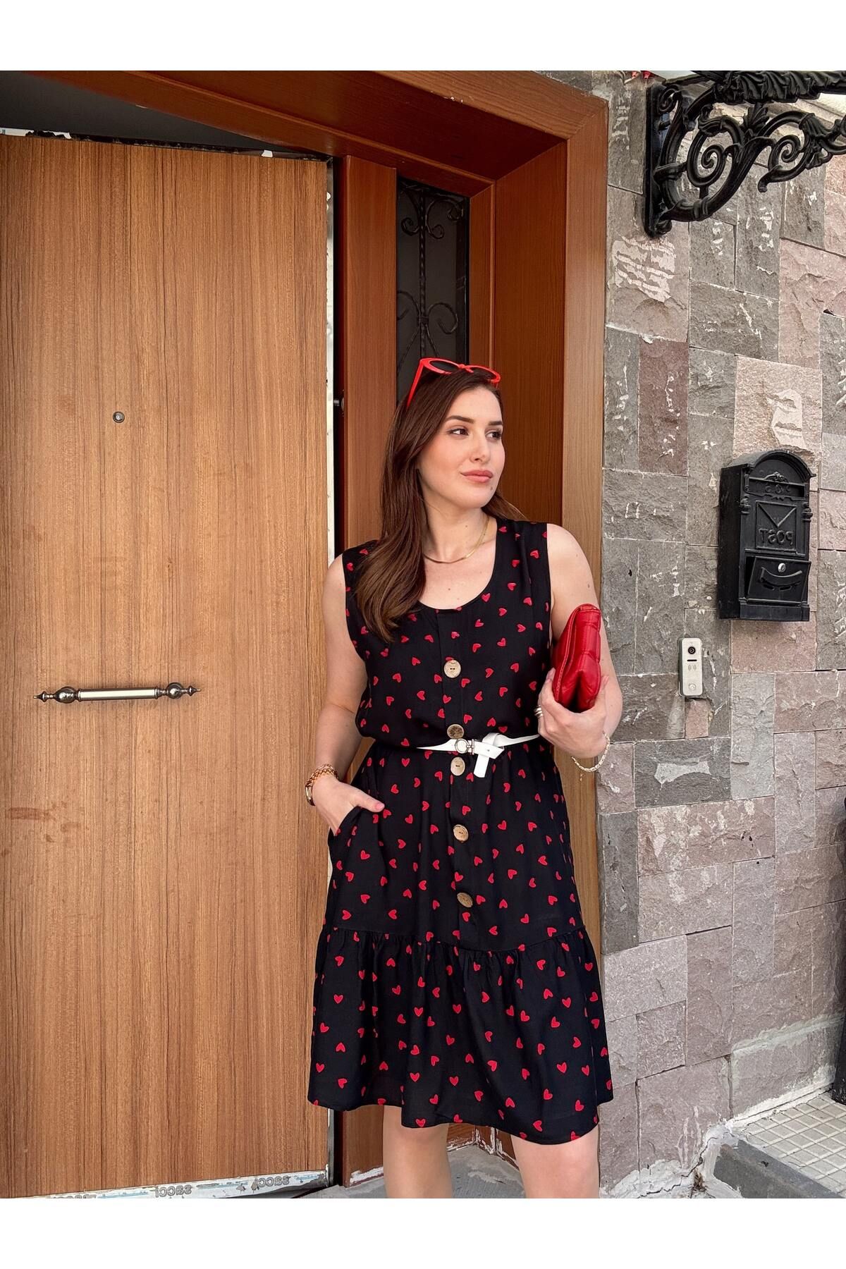 TubaEKEN Düğmeli sıfır kol kalpli elbise SİYAH