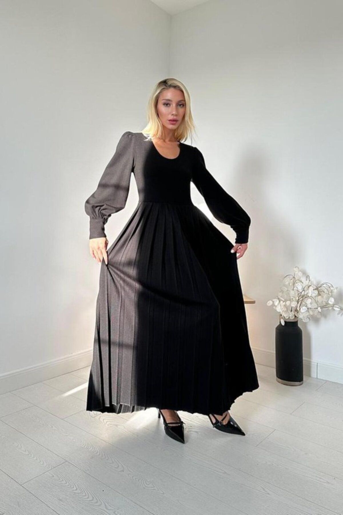 MRA Fashion Siyah Bisiklet Yaka Elbise