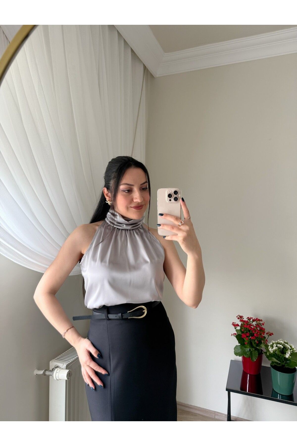 olina boutique Boğazlı Kolsuz Bluz