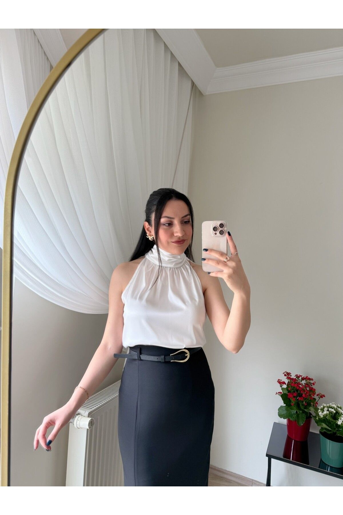 olina boutique Boğazlı Kolsuz Bluz